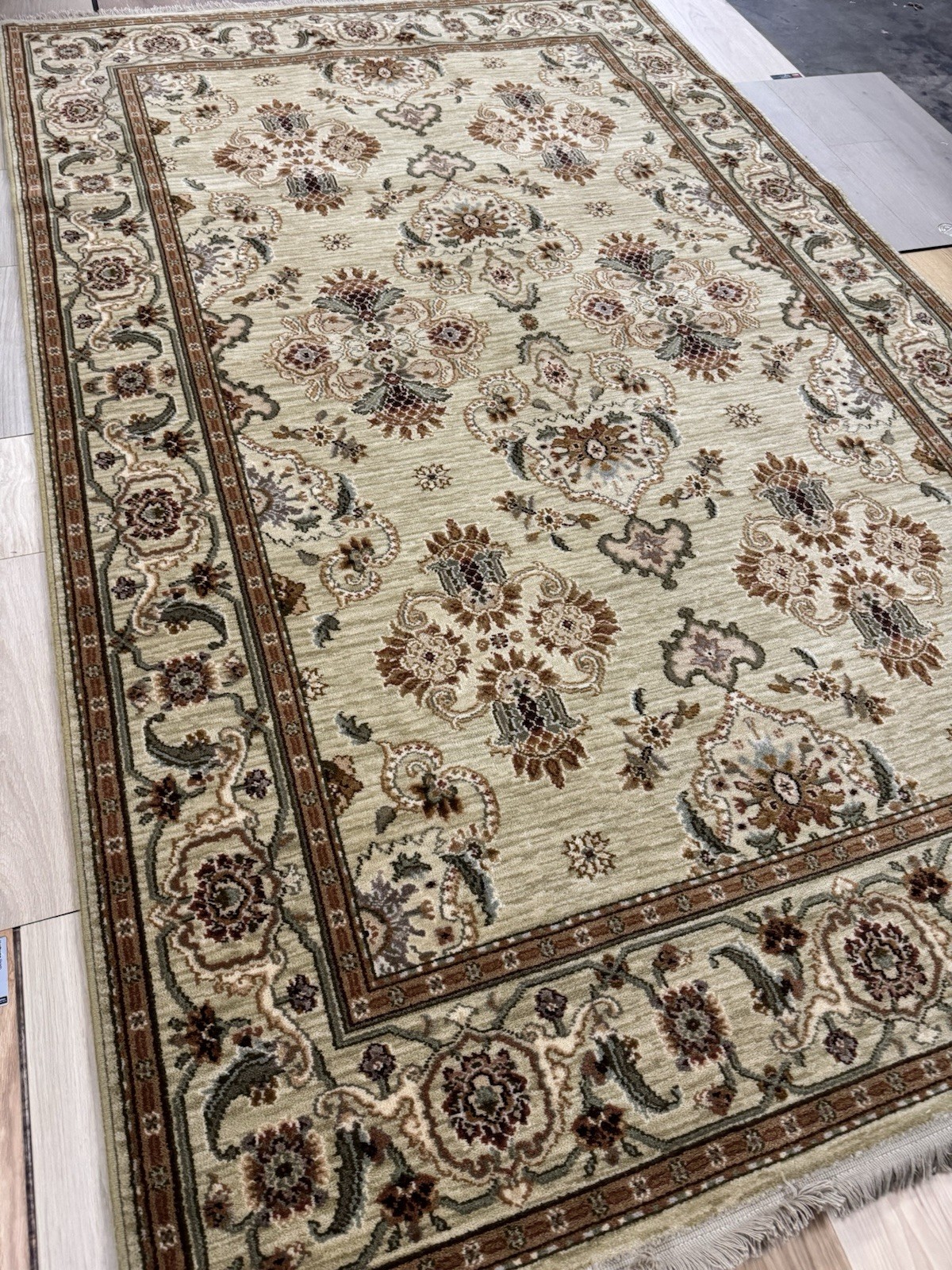 Karastan Ashara Collection Herati(15001) 5’9×9′ 100% Wool area rug ::NEW::