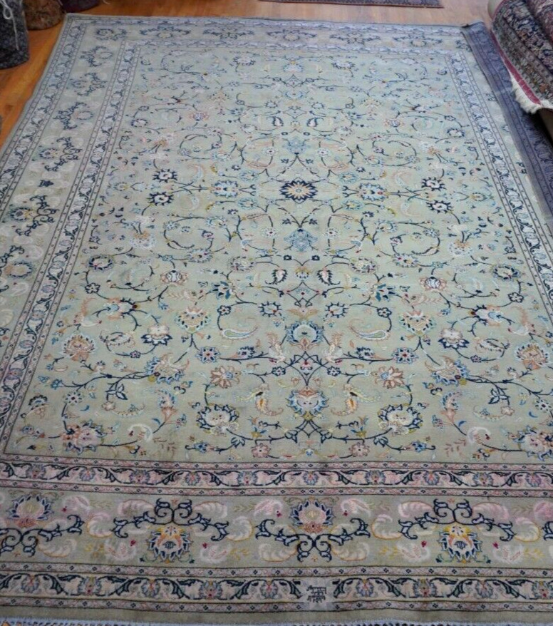 Antique Kashann Signed Birds Hand Knotted Pistachios Green Wool Rug 9’7″ x 13’5″
