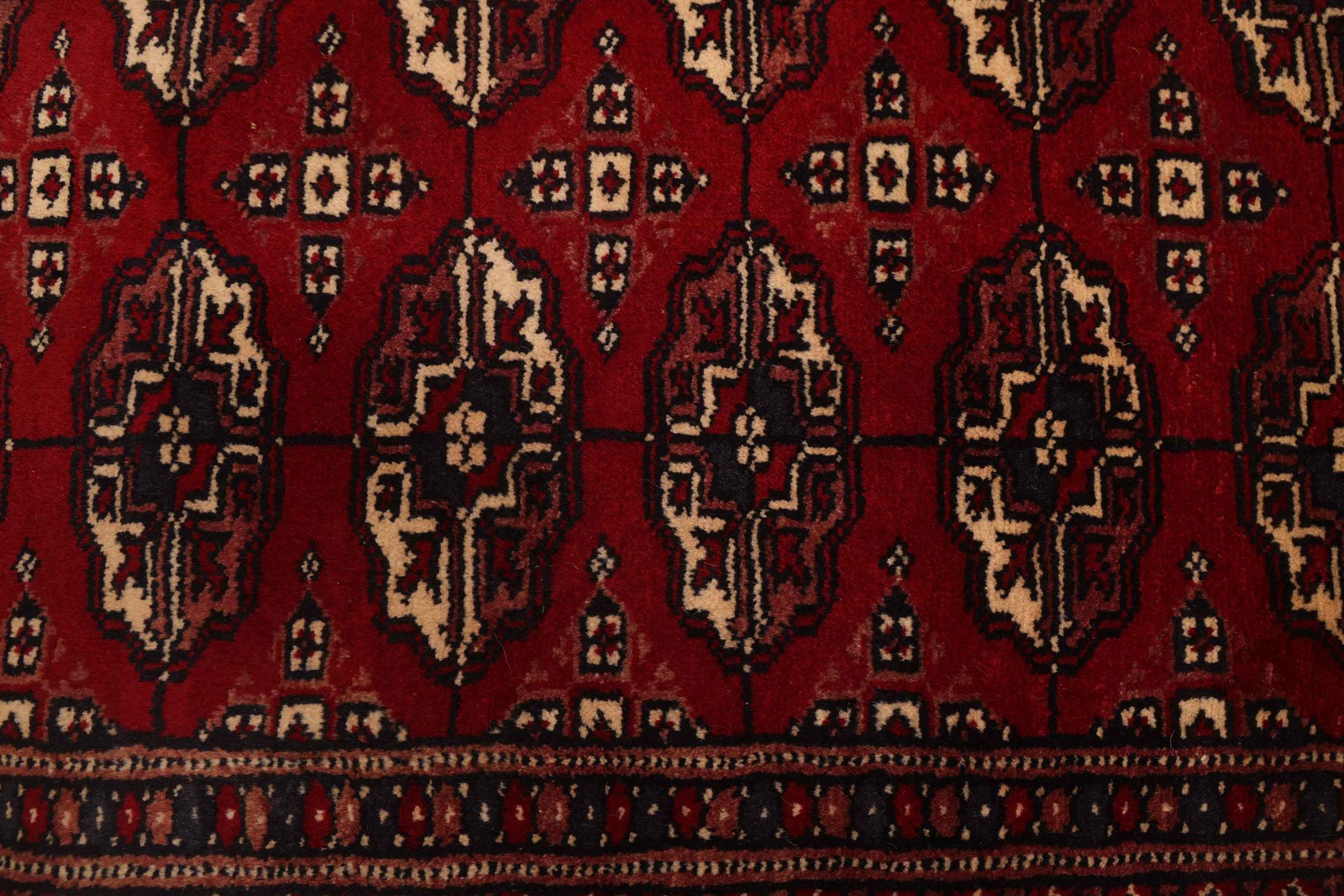 4’1″ x 5’10” Hand Knotted Area Rug Traditional Oriental Wool Carpet