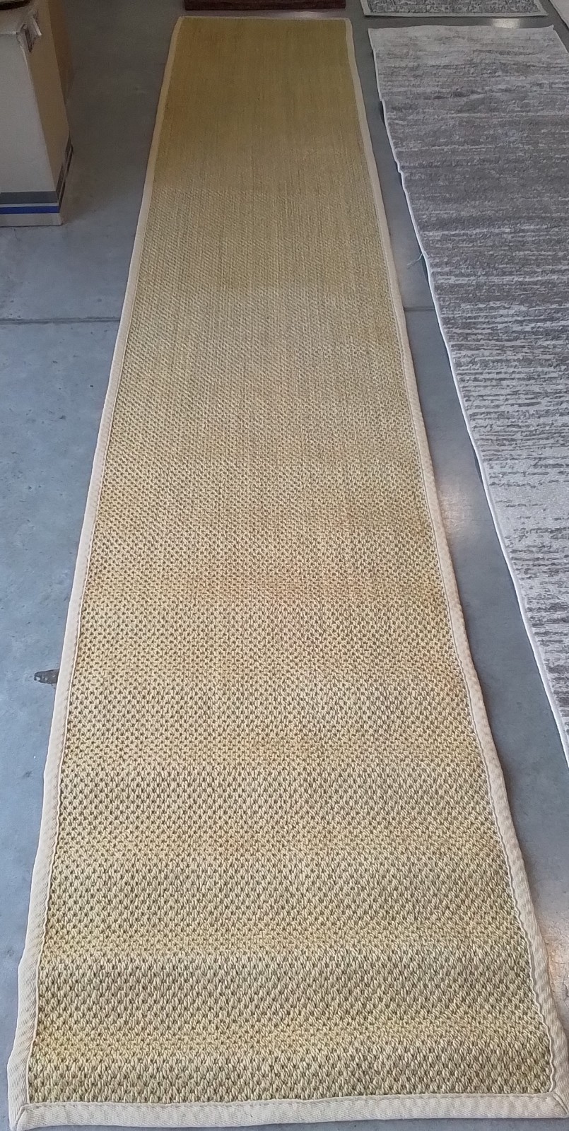MARBLE / BEIGE 2′-6″ x 14′-0″ Flaw in Rug, Reduced Price 1172776698 NF143C-214