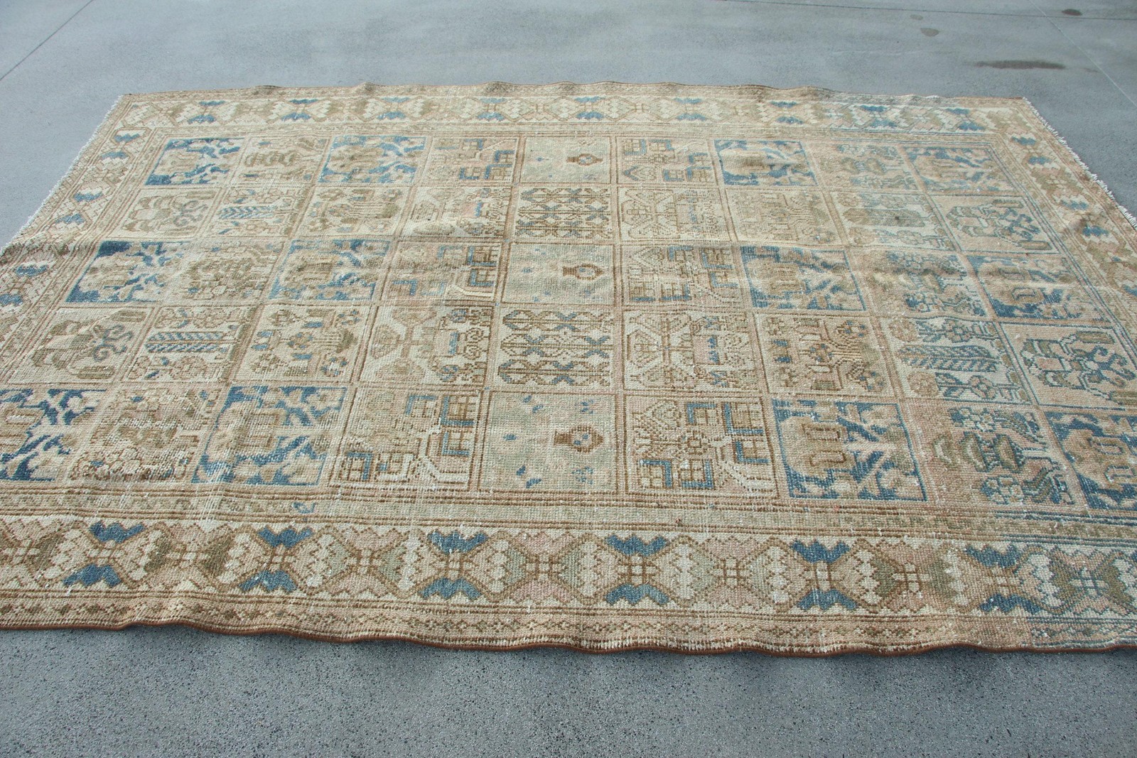 Vintage Turkish Rug 6,6×9,6 ft (200×294 cm), Brown Plants & trees Rug