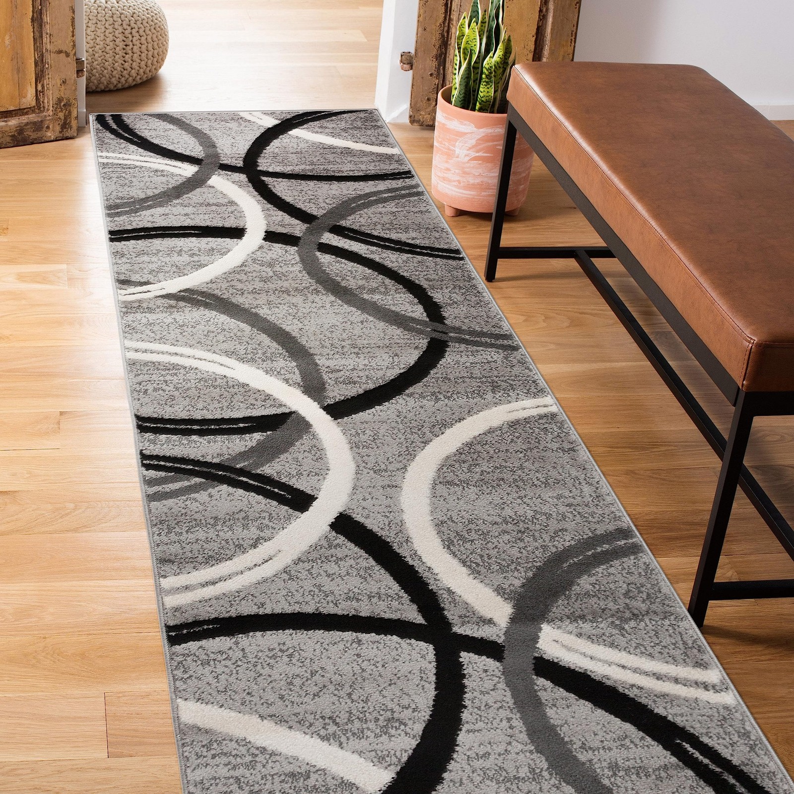 Wavy Circles Design Runner Rug, Non-Shedding Carpet for Hallway or Entryway, …