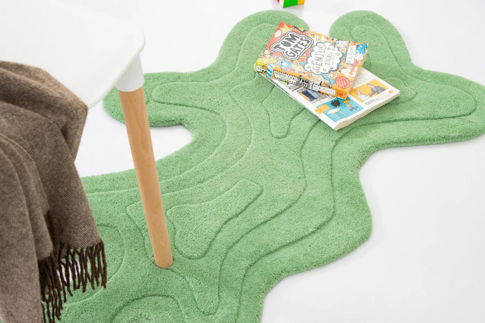 AMOEBA CELADON Hand Tufted Woolen Area Rug Carpets For Home, Bedroom Living Room