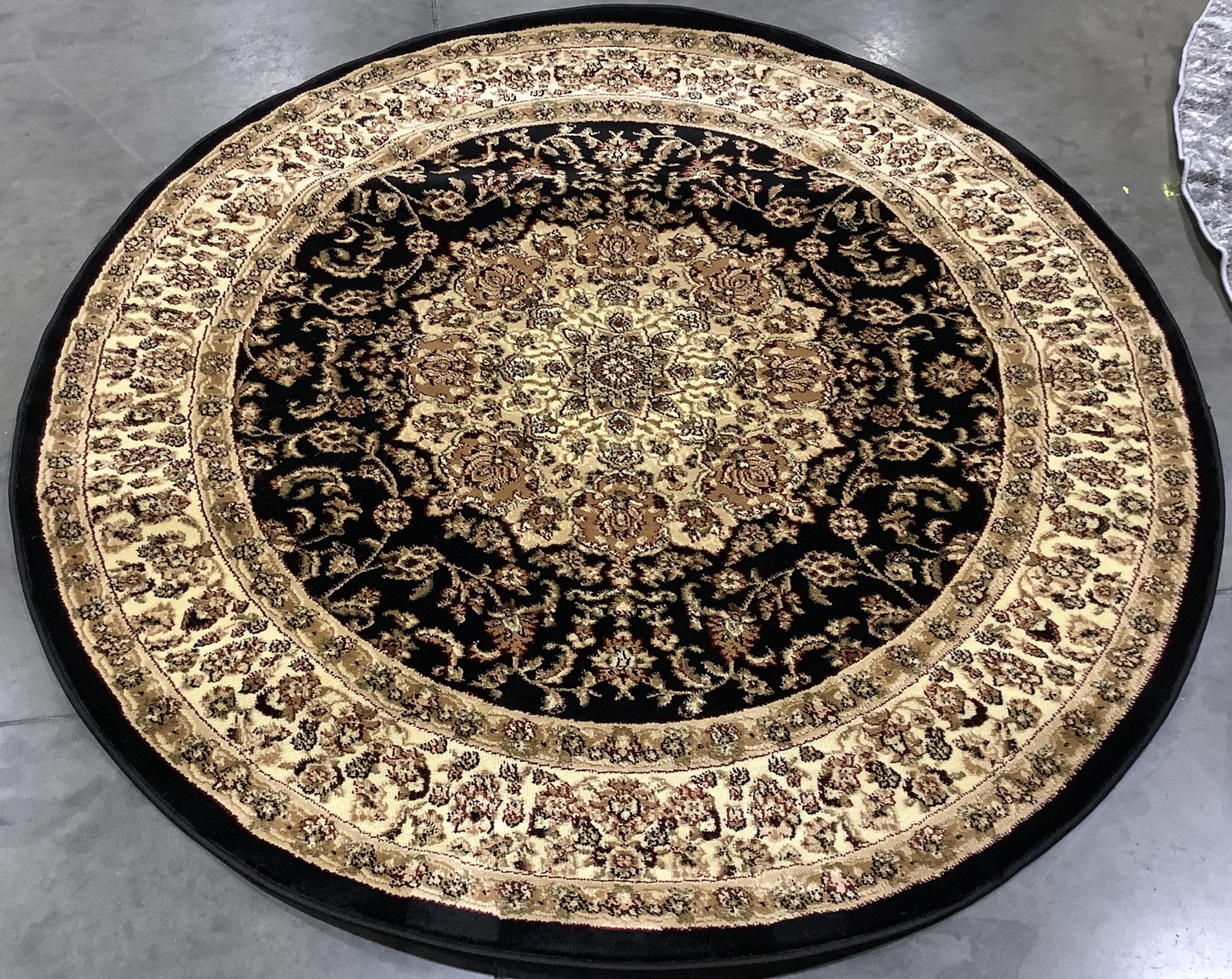 BLACK / IVORY 5′-3″ x 5′-3″ Flaw in Rug, Reduced Price 1172684292 LNH222A-5R