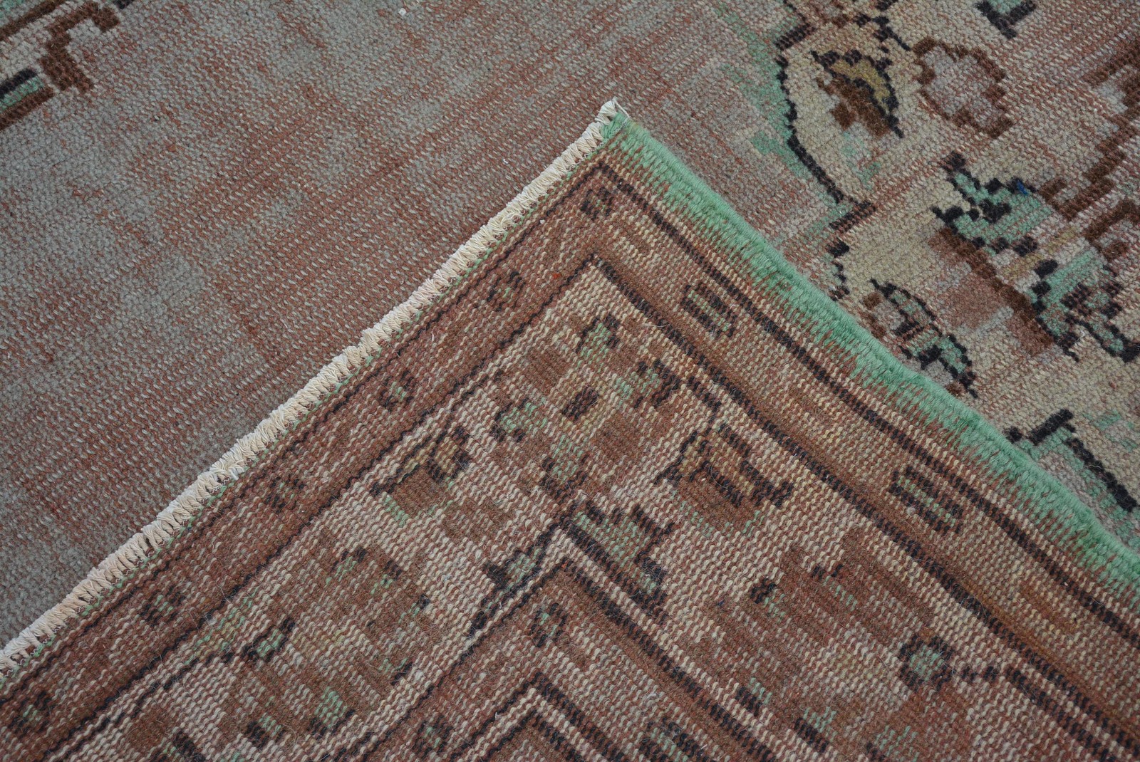 Vintage 6,4×10 ft Rug, Large Turkish Rug, Brown Polka dot Wool Rug