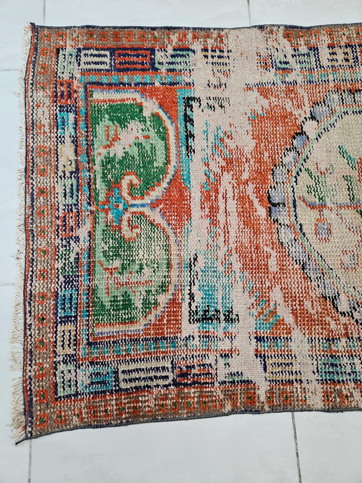 Small Orange Oushak Rug, Vintage Turkish Wool Carpet (2.6 x 4.9 ft)