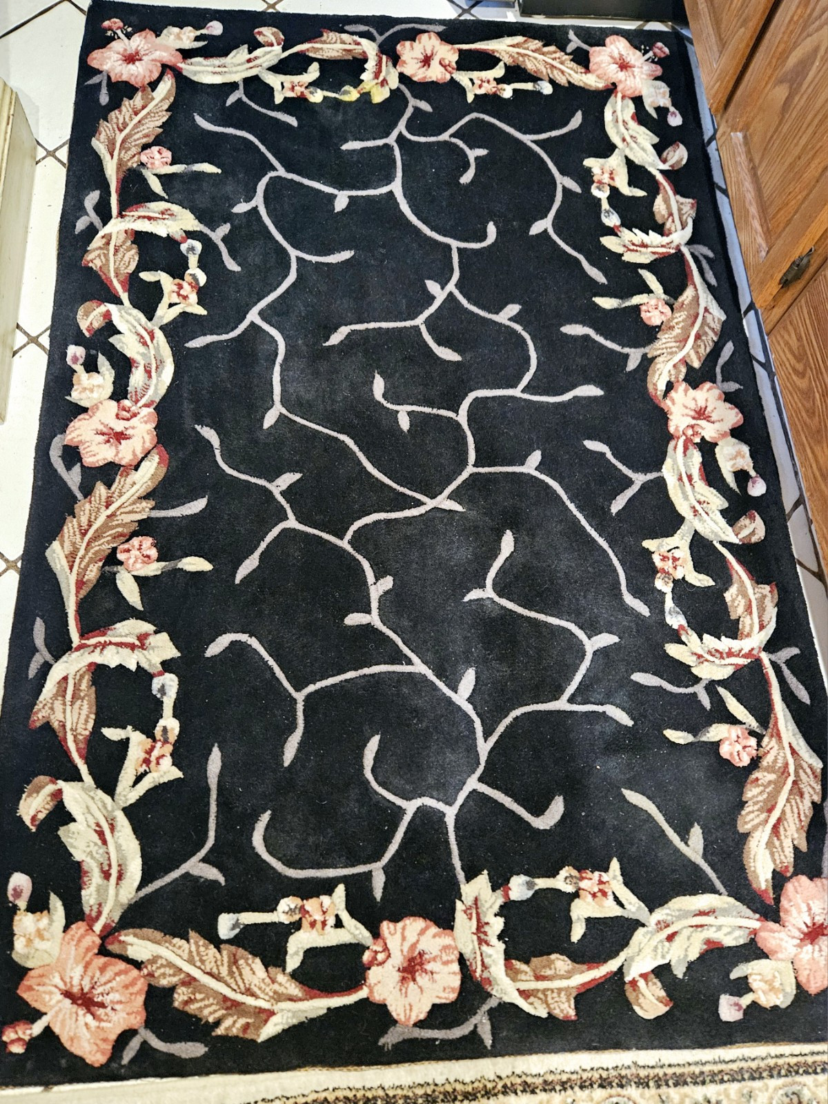 Julian Collection Black Wool Rug Carpet White Pink Flower Entry Floral Livingroo