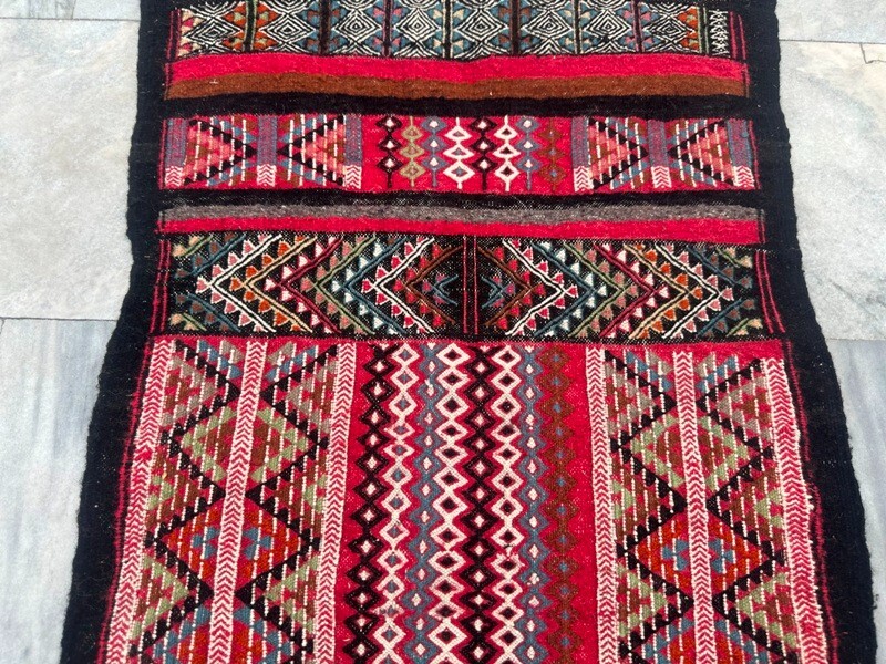 Vintage Handmade Flatweave Moroccan Kilim Traditional Wool Kilim Rug 120×55 cm