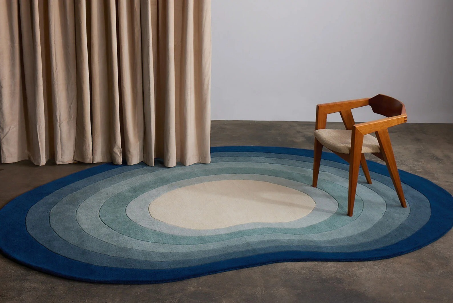 Irregular Kidney shaped Blue Hand-Tufted Modern 100% Wool 4×6, 7×10 ft Area Rug