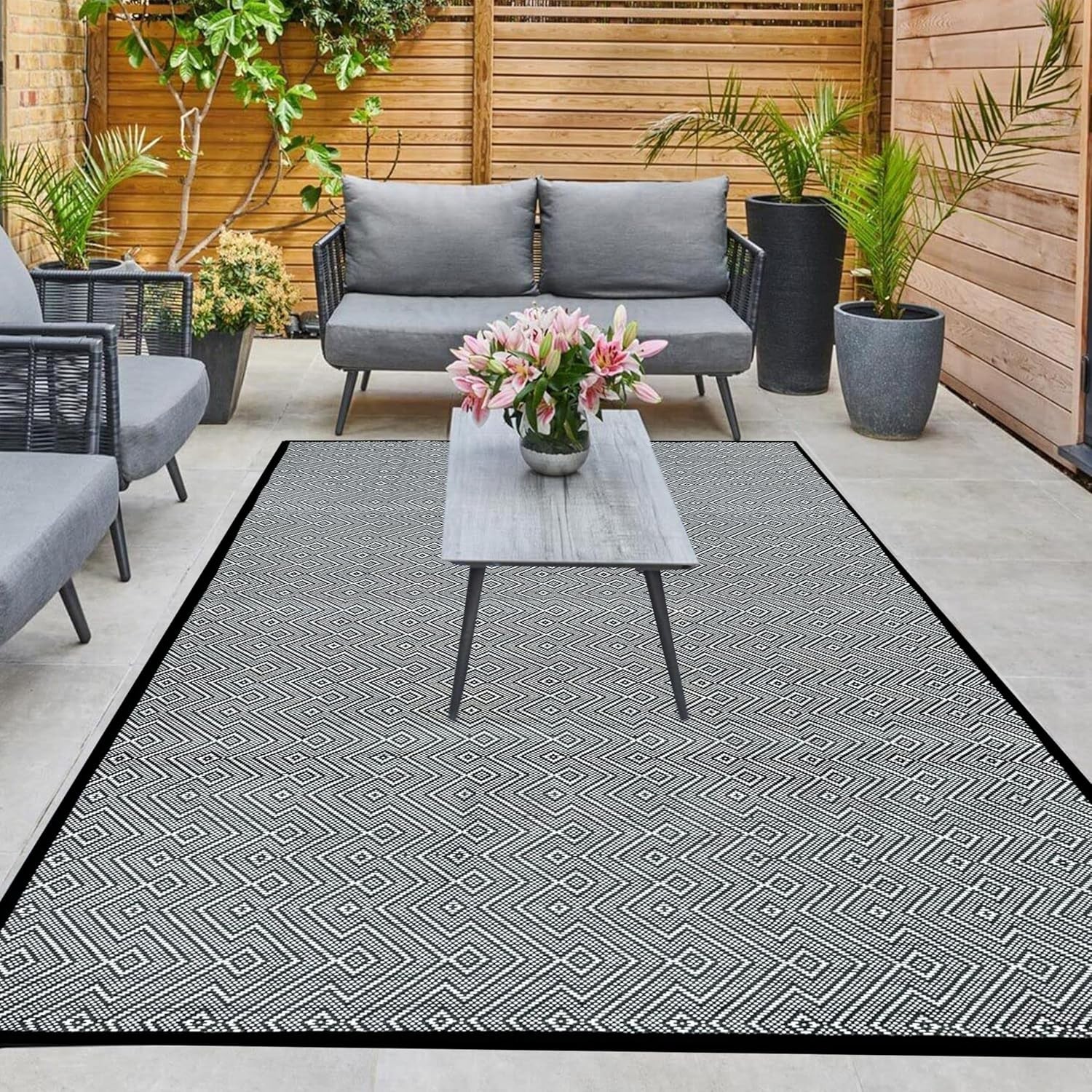 Weatherproof 7×5 ft Outdoor Patio Rug Recycled Plastic Foldable Reversible Bl…