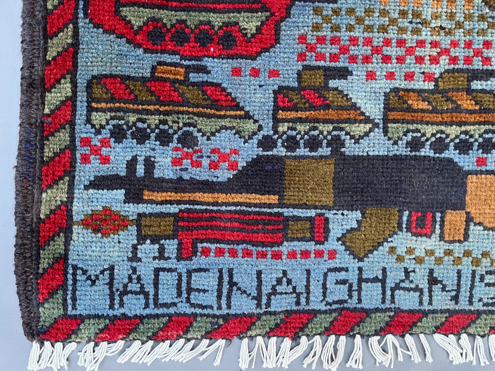 2’1 x 2’7 Ft Afghan War Rug – Pictorial Military Map Design Red Conflict Scene