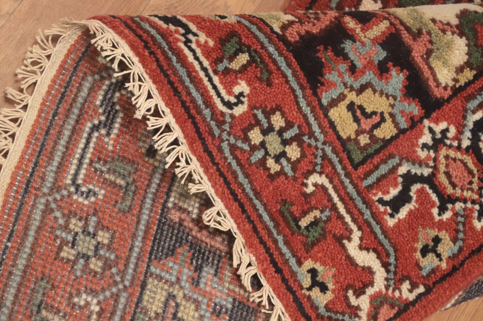 Traditional Style Geometric Wool Indian Rug 3×6 ft Hand-knotted Foyer Carpet