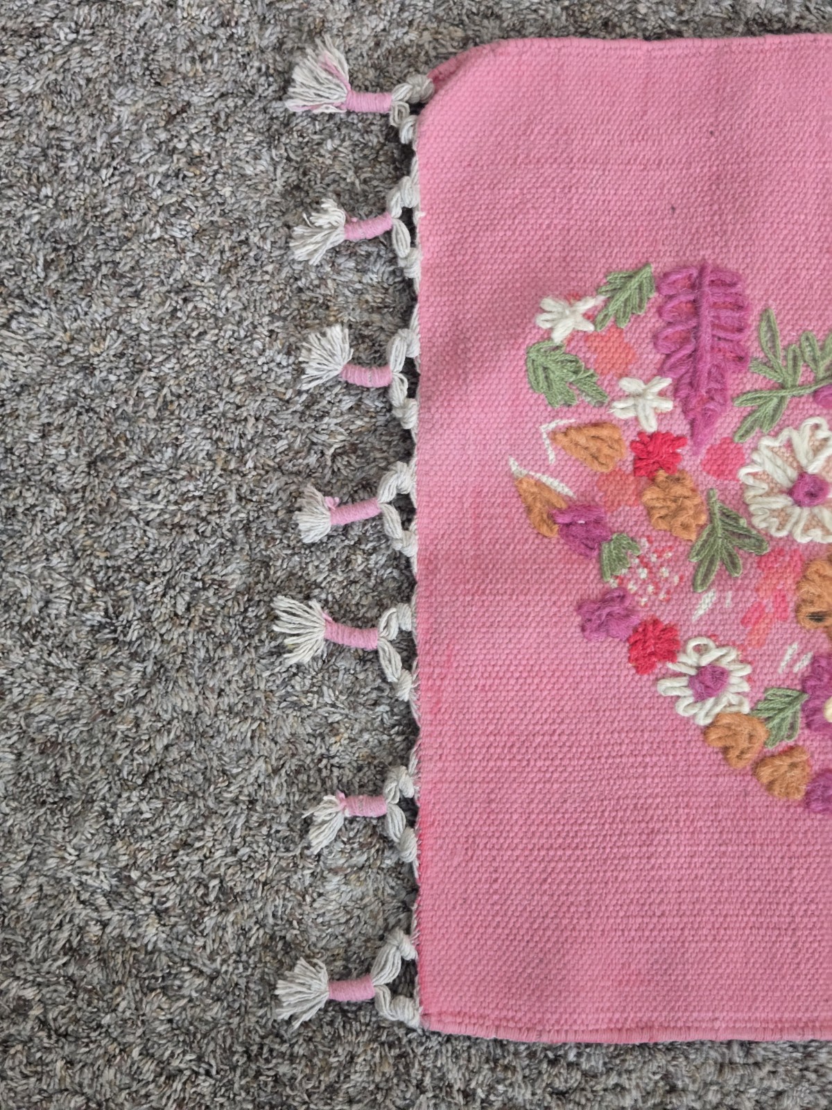Rachel Zoe 100% Cotton Embroidered Rug 20”x60” New Made In India Pink