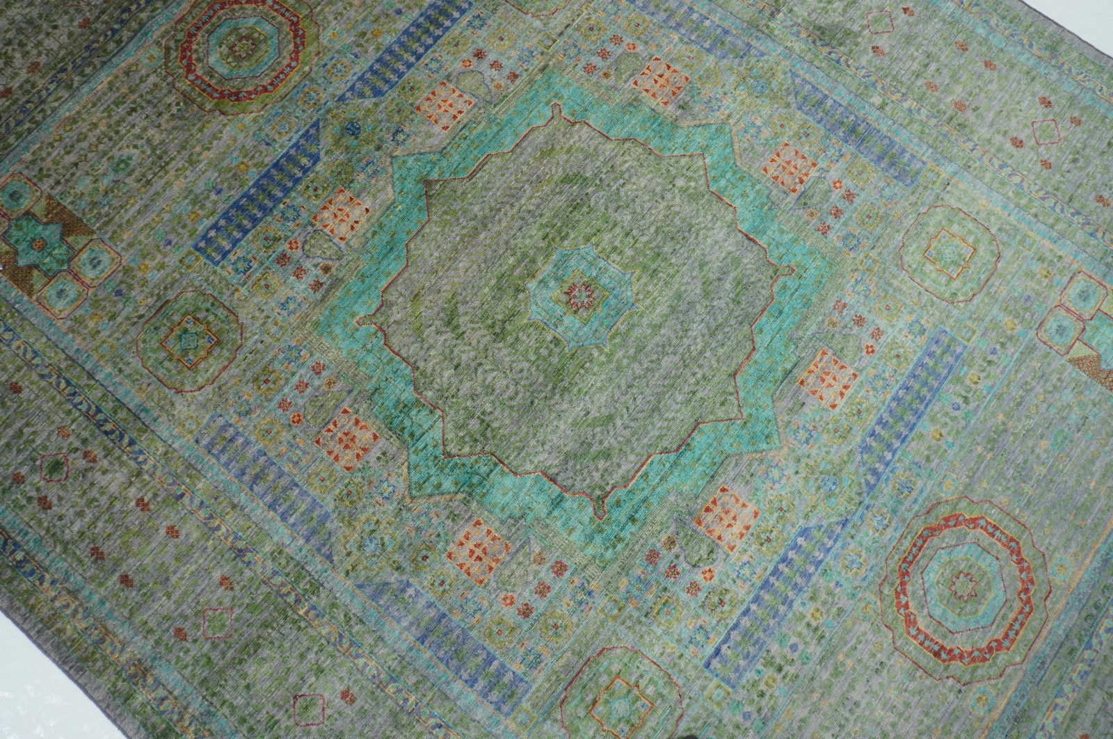 6×8 ft Gray Mamluk Afghan Hand Knotted Wool Medallion Rug