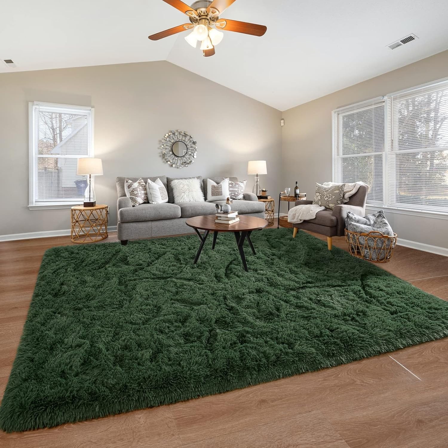 Fluffy Deep Green Area Rug for Bedroom Living Room, 4×6 Feet Super Soft Shagg…
