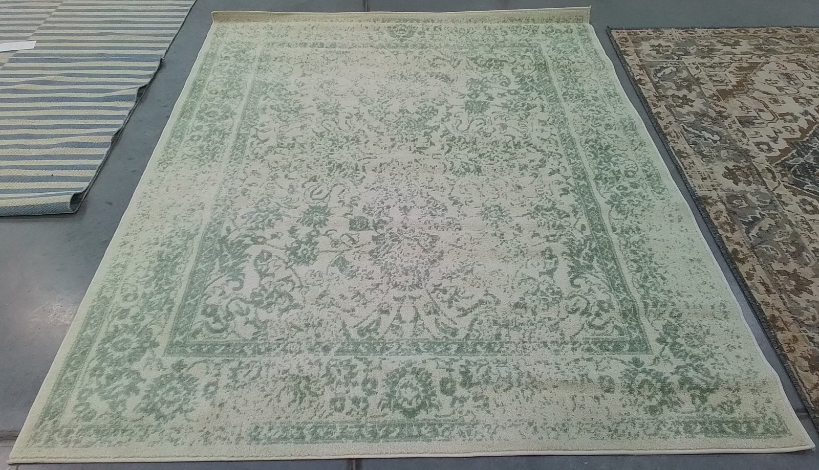 IVORY / SAGE 6′-0″ x 8′-0″ Back Stain Rug, Reduced Price 1172805250 ADR109V-68