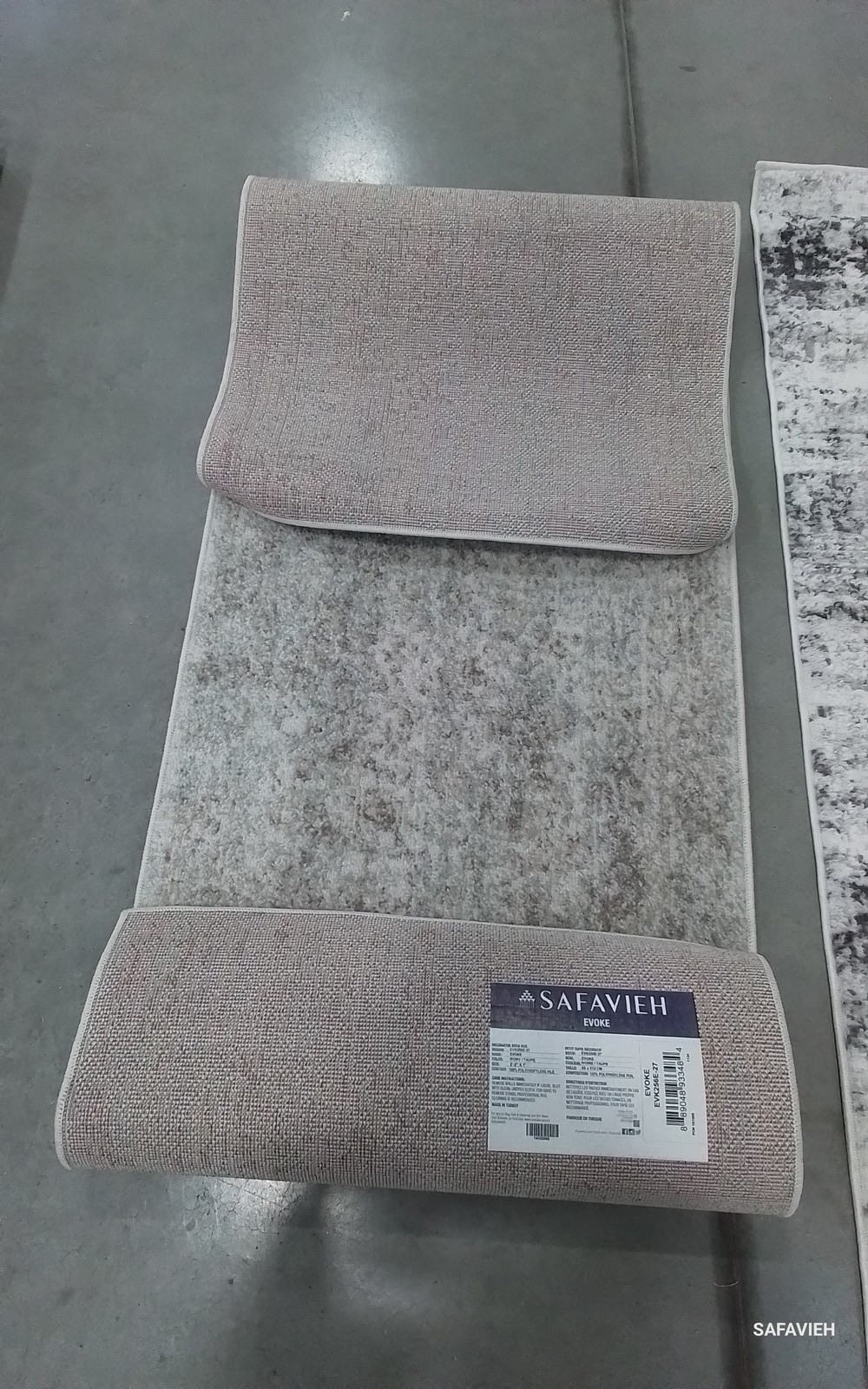 IVORY / TAUPE 2′-2″ x 7′-0″ Flaw in Rug, Reduced Price 1172798271 EVK256E-27