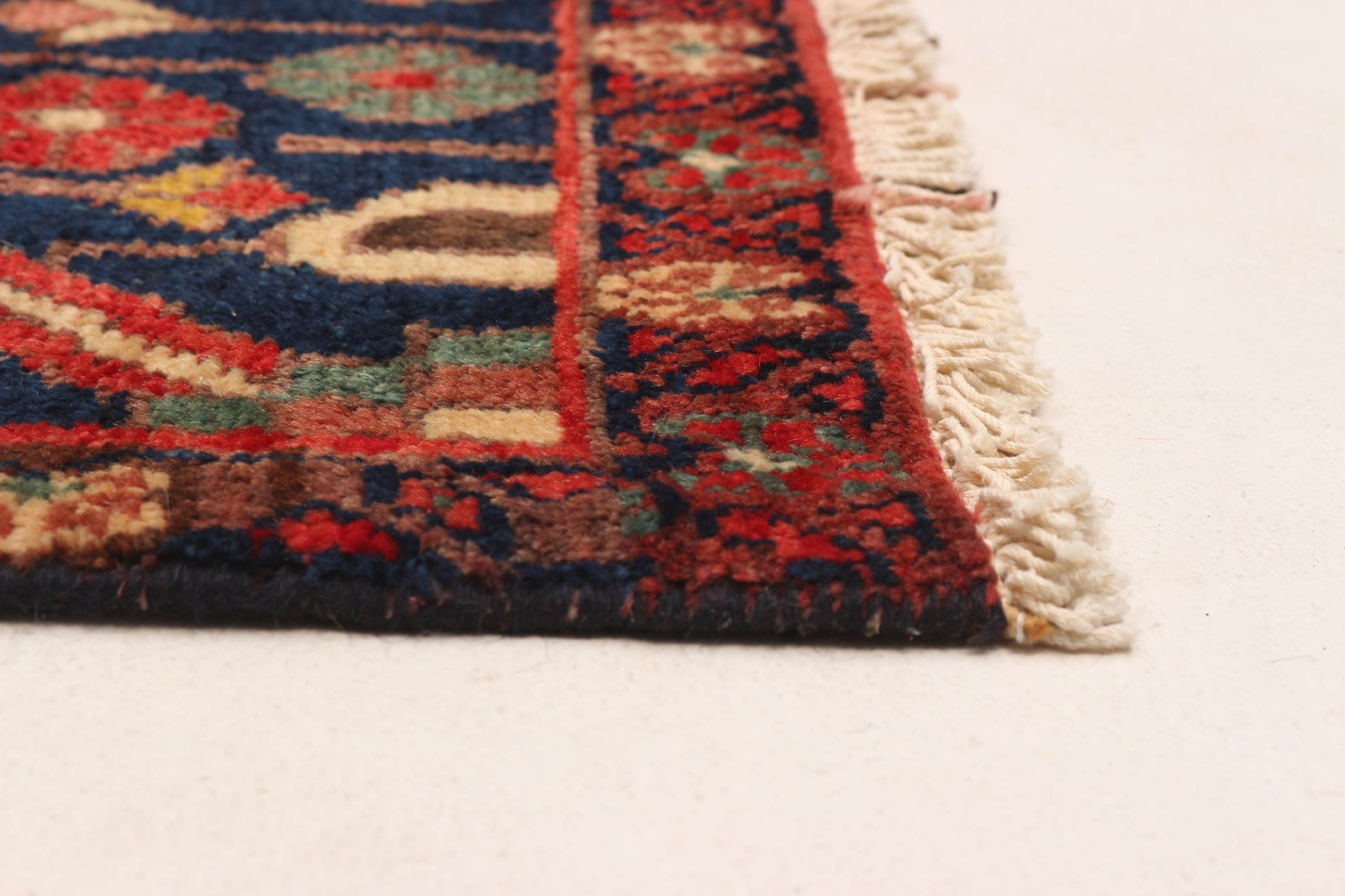 Vintage Hand-Knotted Area Rug 4’8″ x 8’4″ Traditional Oriental Wool Carpet