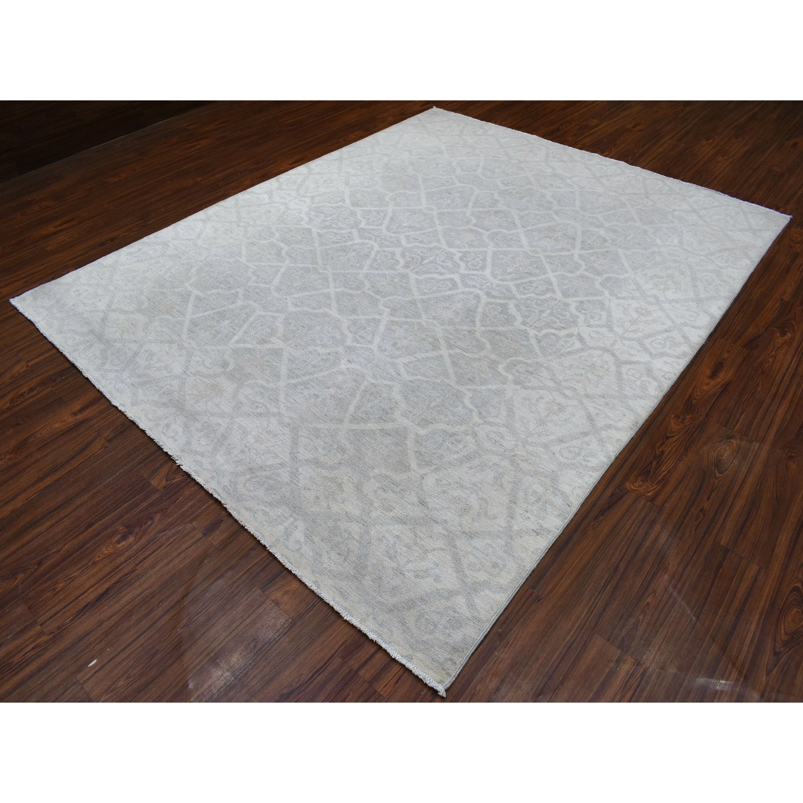 8’x9’9″ Ivory White Wash Peshawar Natural Wool Hand Knotted Oriental Rug R56732