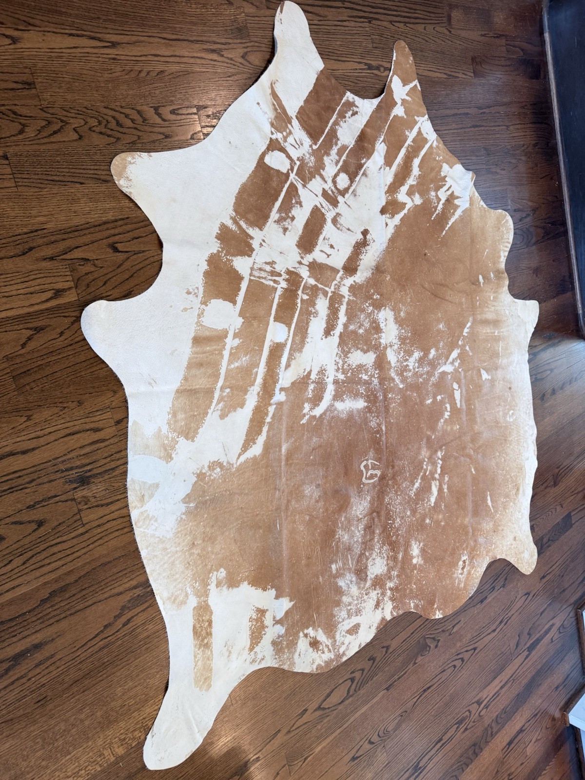 HARLAND MODERN Hairless COWHIDE RUG-NATURAL BROWN-5′ X8′