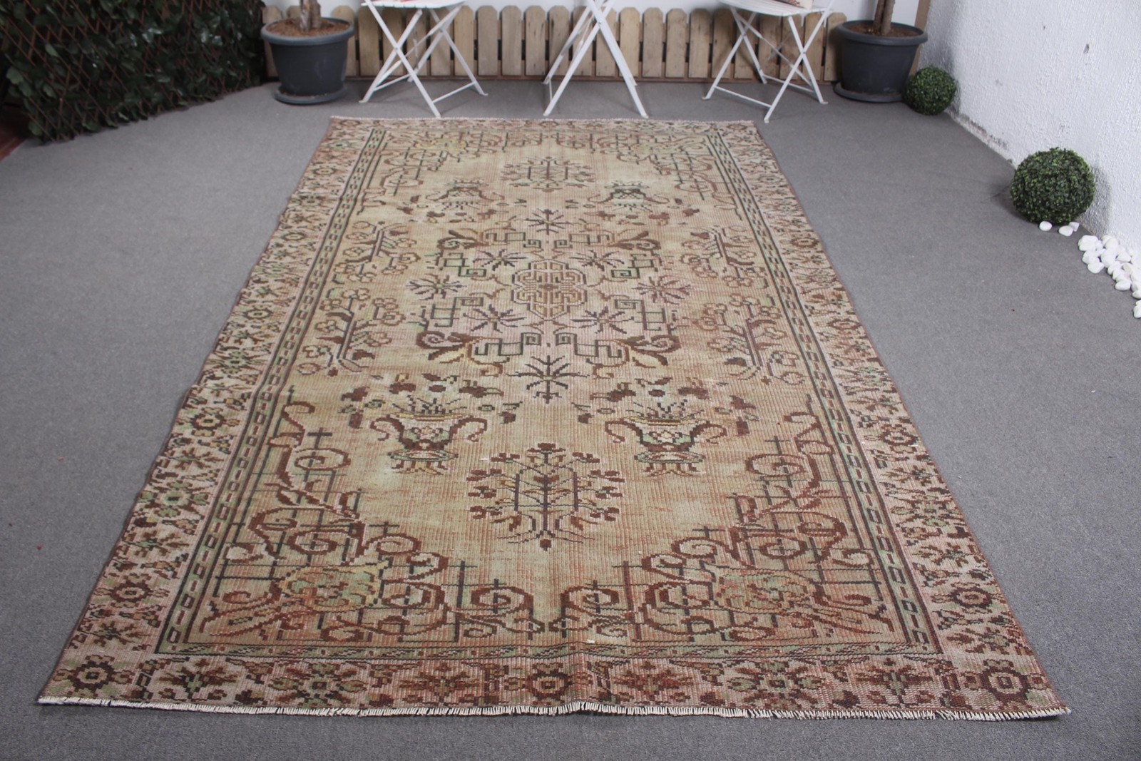 Vintage Turkish Large Rug 5,8×9,5 ft, Green Floral paisley Rug Wool