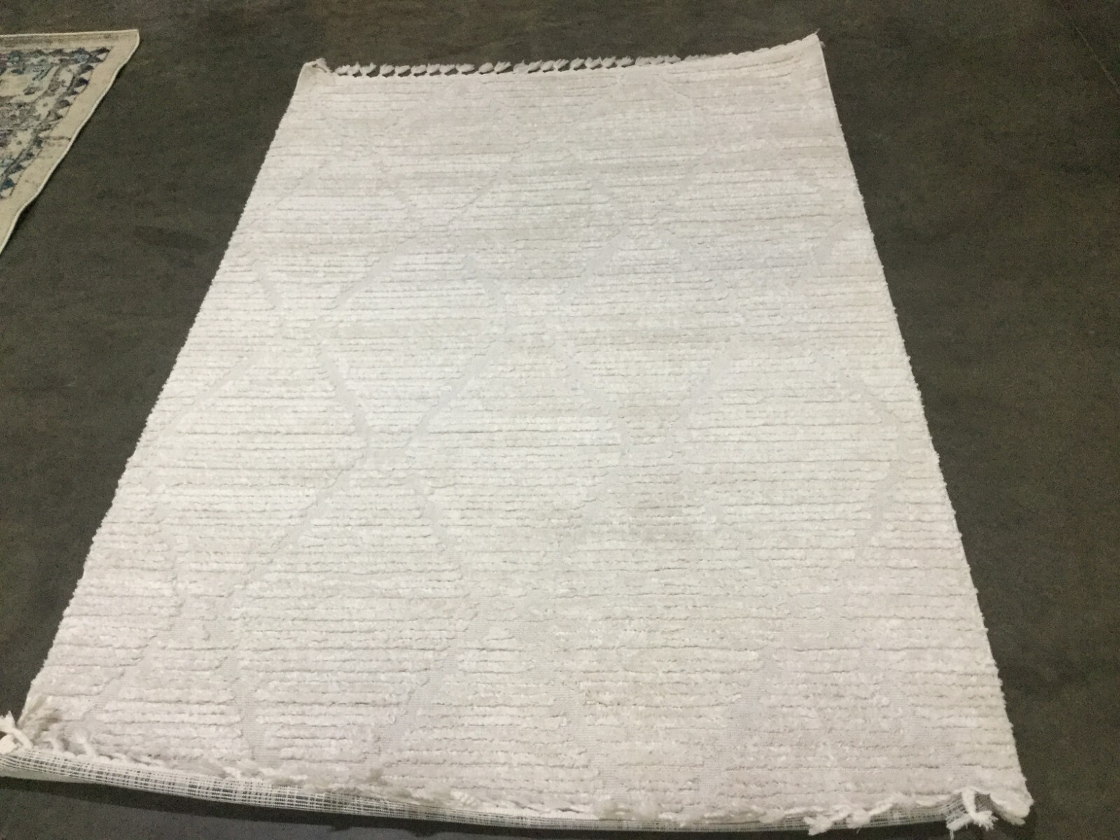 BEIGE 5′-3″ X 7′-6″ Flaw in Rug, Reduced Price 1172660017 MRK517C-5