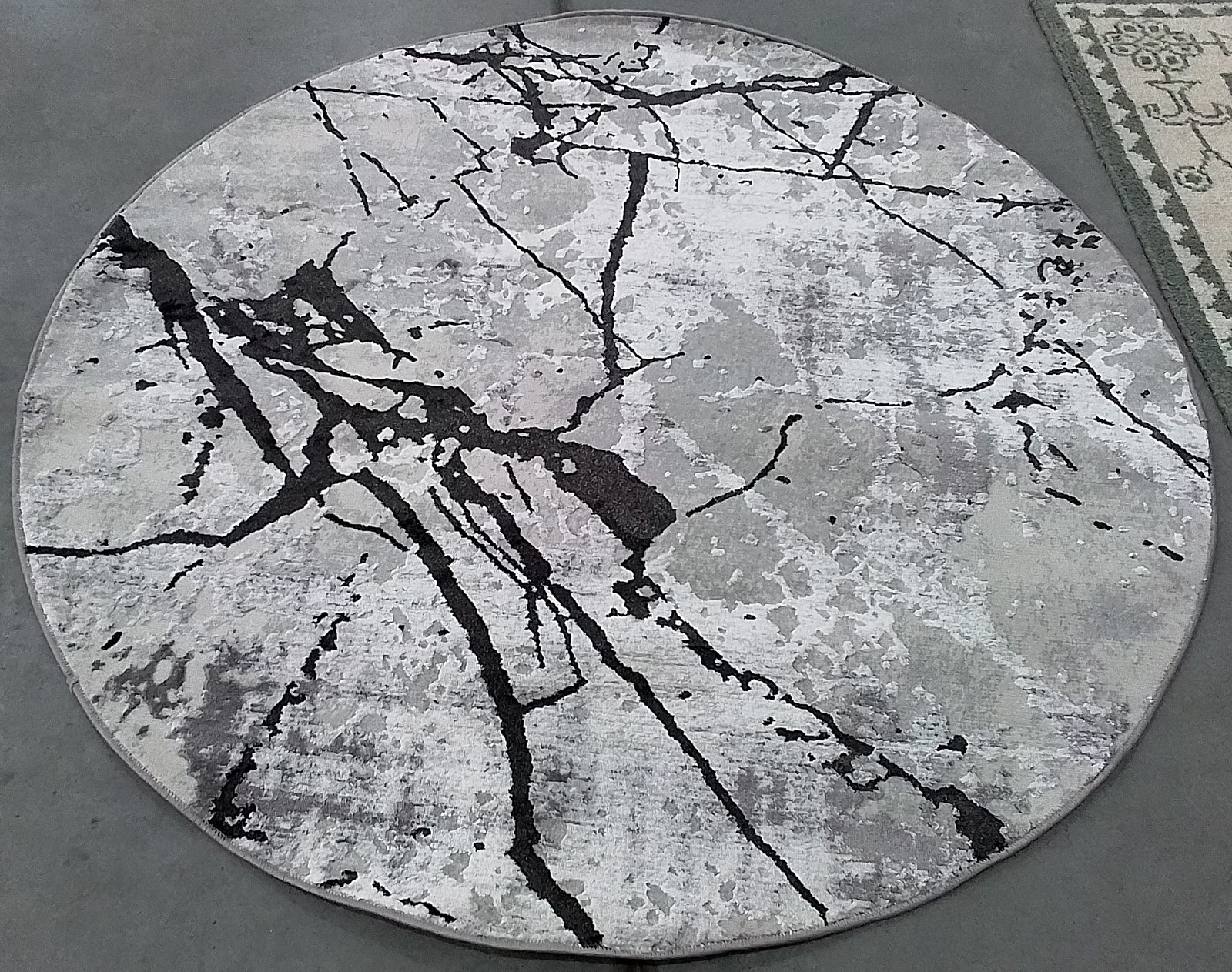 GREY BLACK 5′-0″ x 5′-0″ Damaged Binding Rug Reduced Price 1172793172 ALA293K-5R