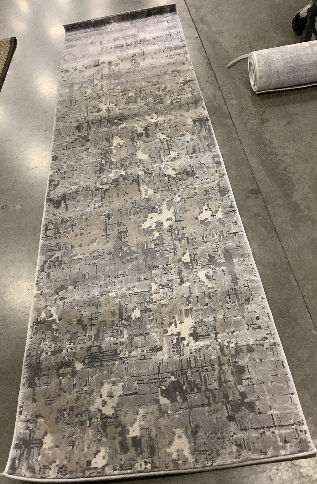 GREY 2′-7″ x 10′-0″ Flaw in Rug, Reduced Price 1172671254 MDW178F-210