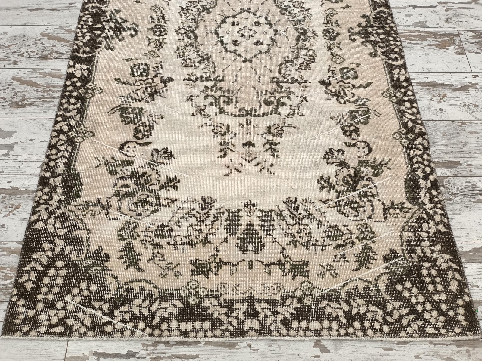 Hand Knotted Rug Vintage Turkish Woolen Botanical Farmhouse 3.7×6.8 Ft