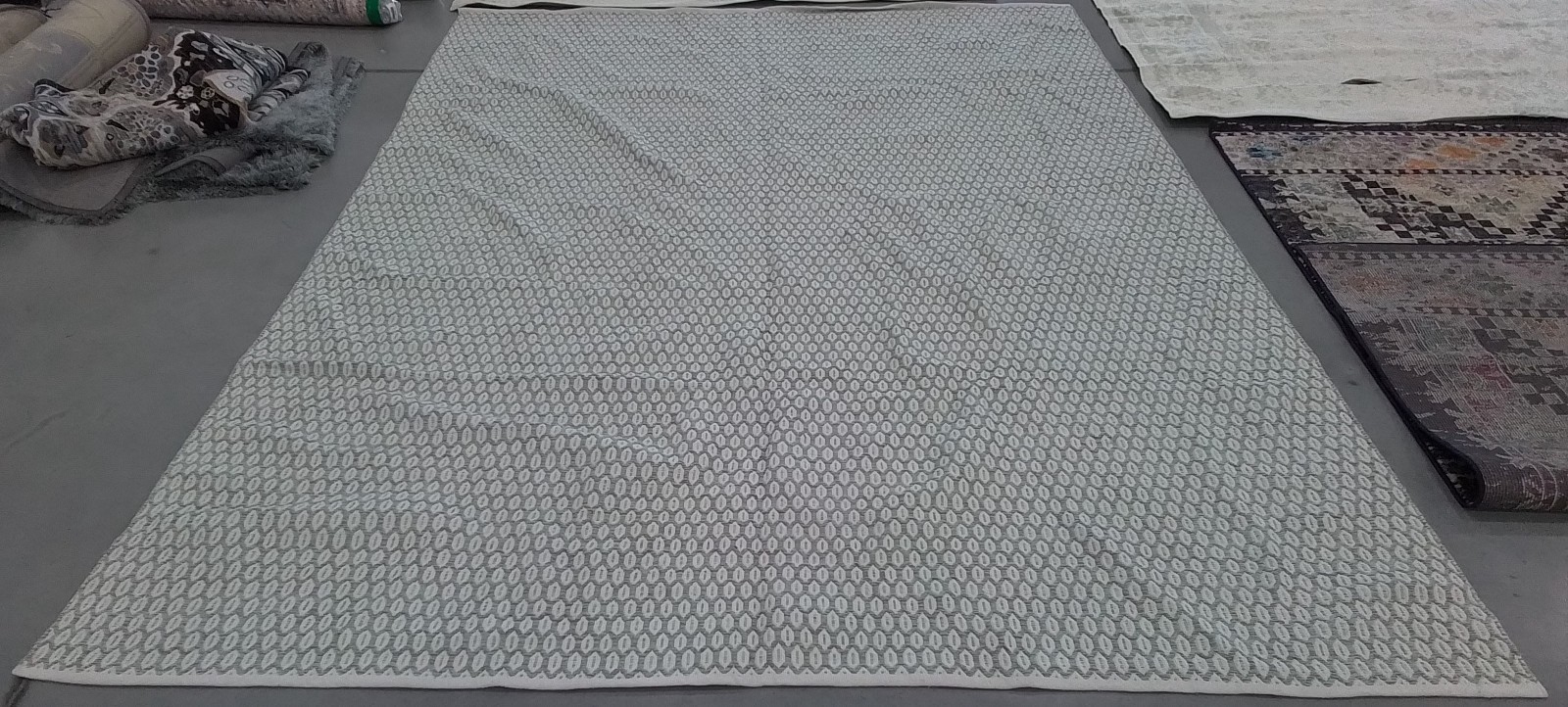 LIGHT GREEN IVORY 9′-0″ x 12′-0″ Flaw in Rug Reduced Price 1172775421 MTK608G-9