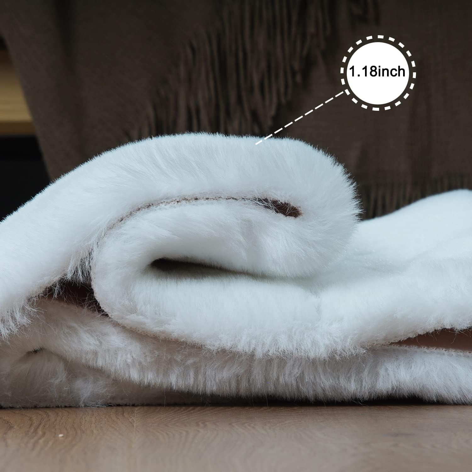 Plush White Faux Rabbit Fur Rug 4×6 – Machine Washable & No Shedding