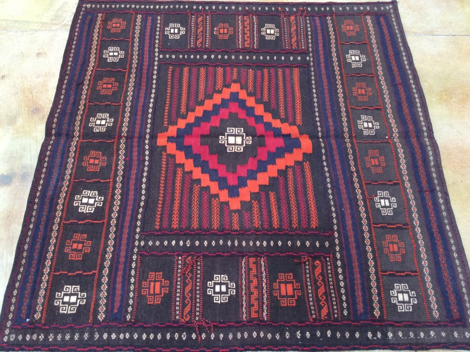 5.1 x 5.0 Hand-Woven Afghan Tribal Sumak Geometric Design 100% Wool Rug SZM-5150