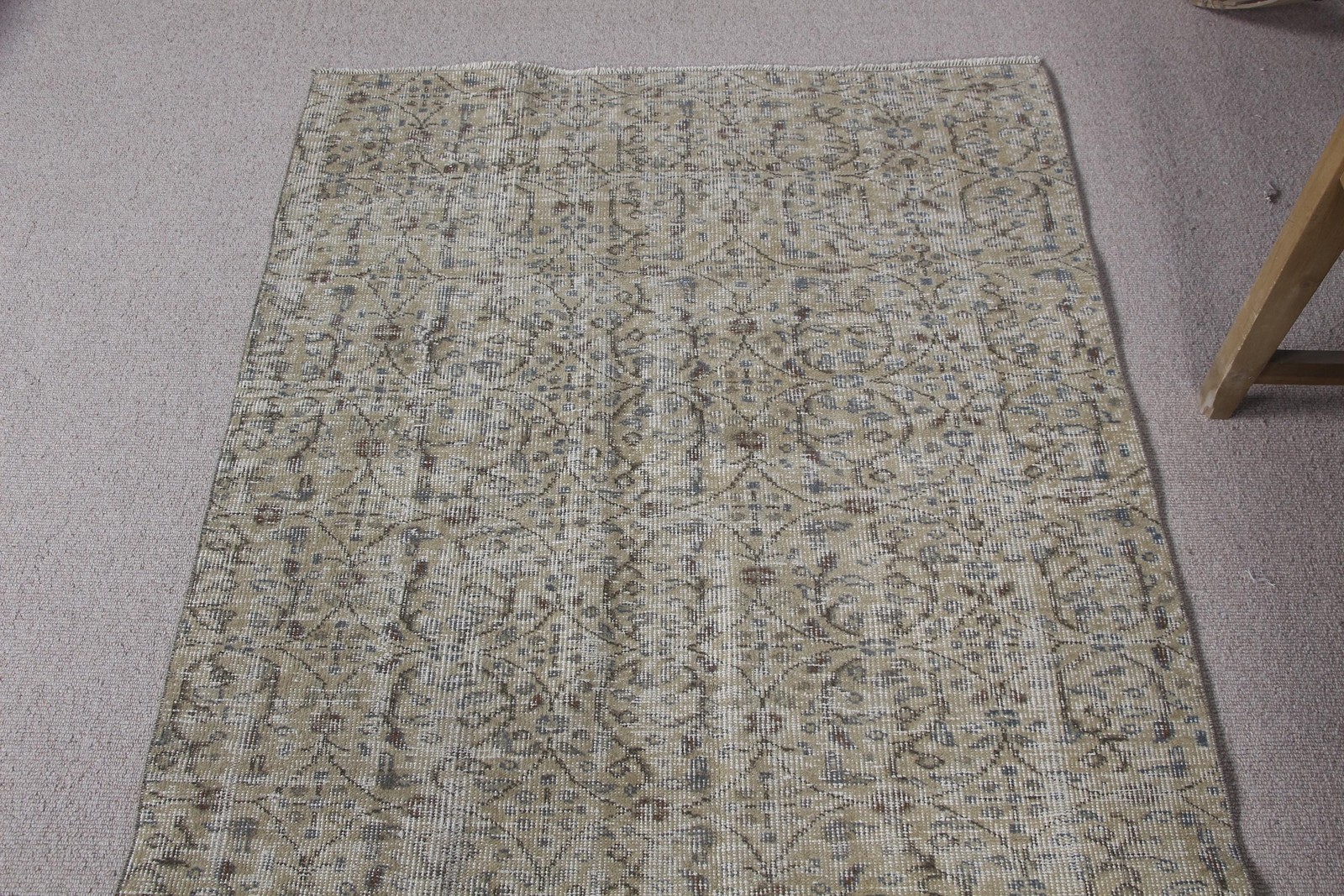 Vintage Area Rug 3,6×7,8 ft (109×239 cm), Turkish Beige Ikat Rug