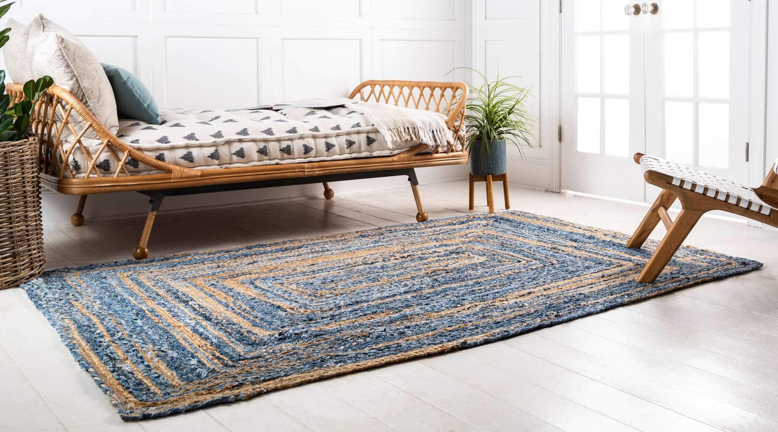 Unique Loom Braided Chindi Collection Casual Modern Blue Area Rug 4 0 X 6 0