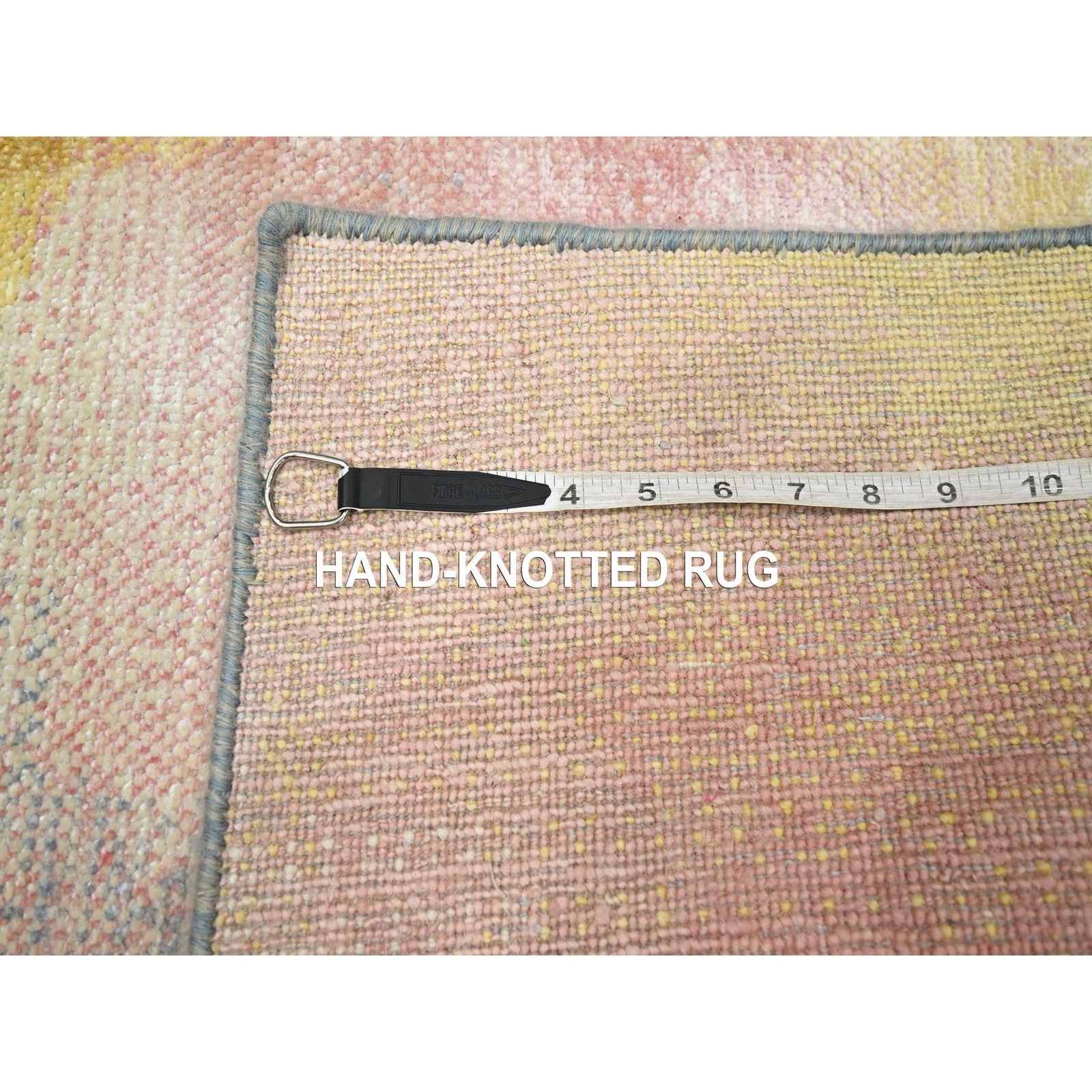 2’x3’1″ Pink Pastel Colors Modern Design Wool & Silk Hand Knotted Mat Rug R75665
