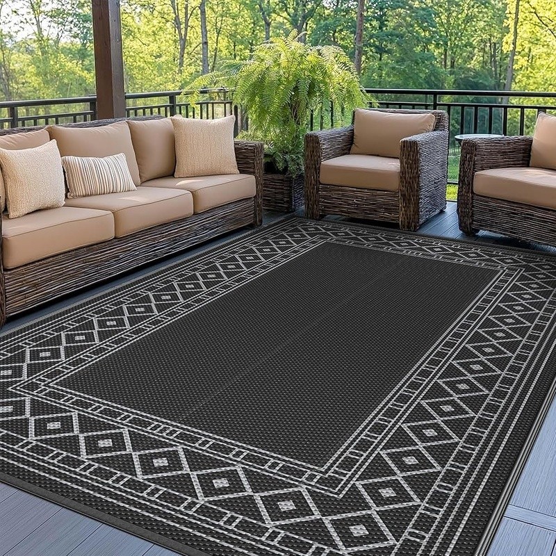 Geometric Outdoor Rug Durable All-Weather Comfortable Soft Camping Patio Decor
