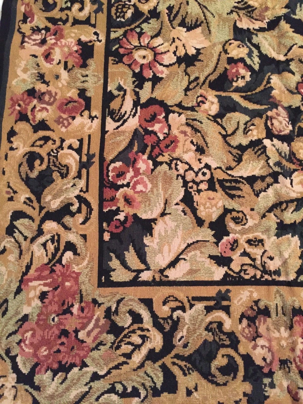 Area Rug Fine Needlepoint Flat pile Tapestry design 8.0 x 10.0 Excellent price .