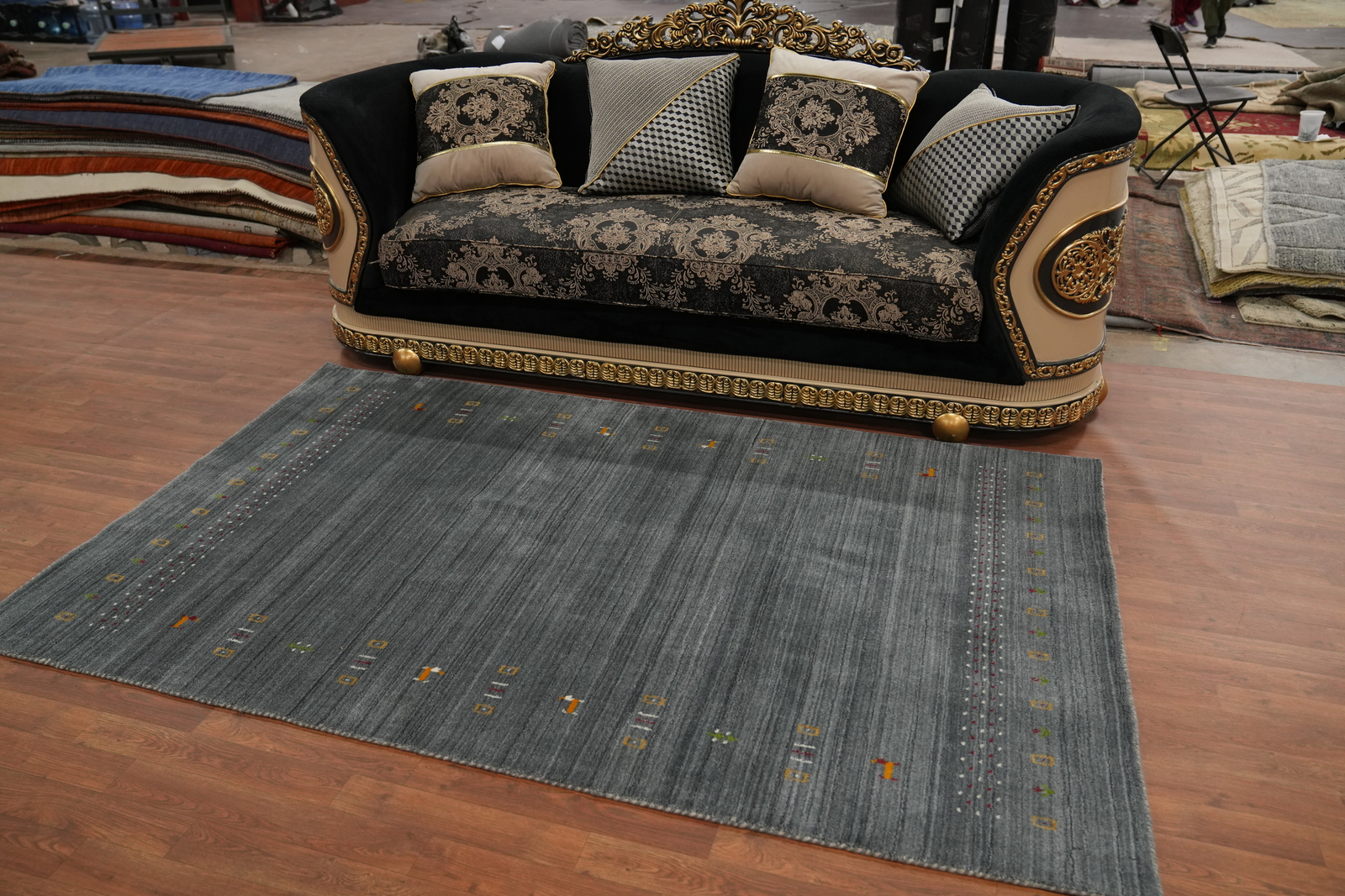 Eye-catching Gabbeh Bedroom Rug Gray Handmade Wool 5×8 ft