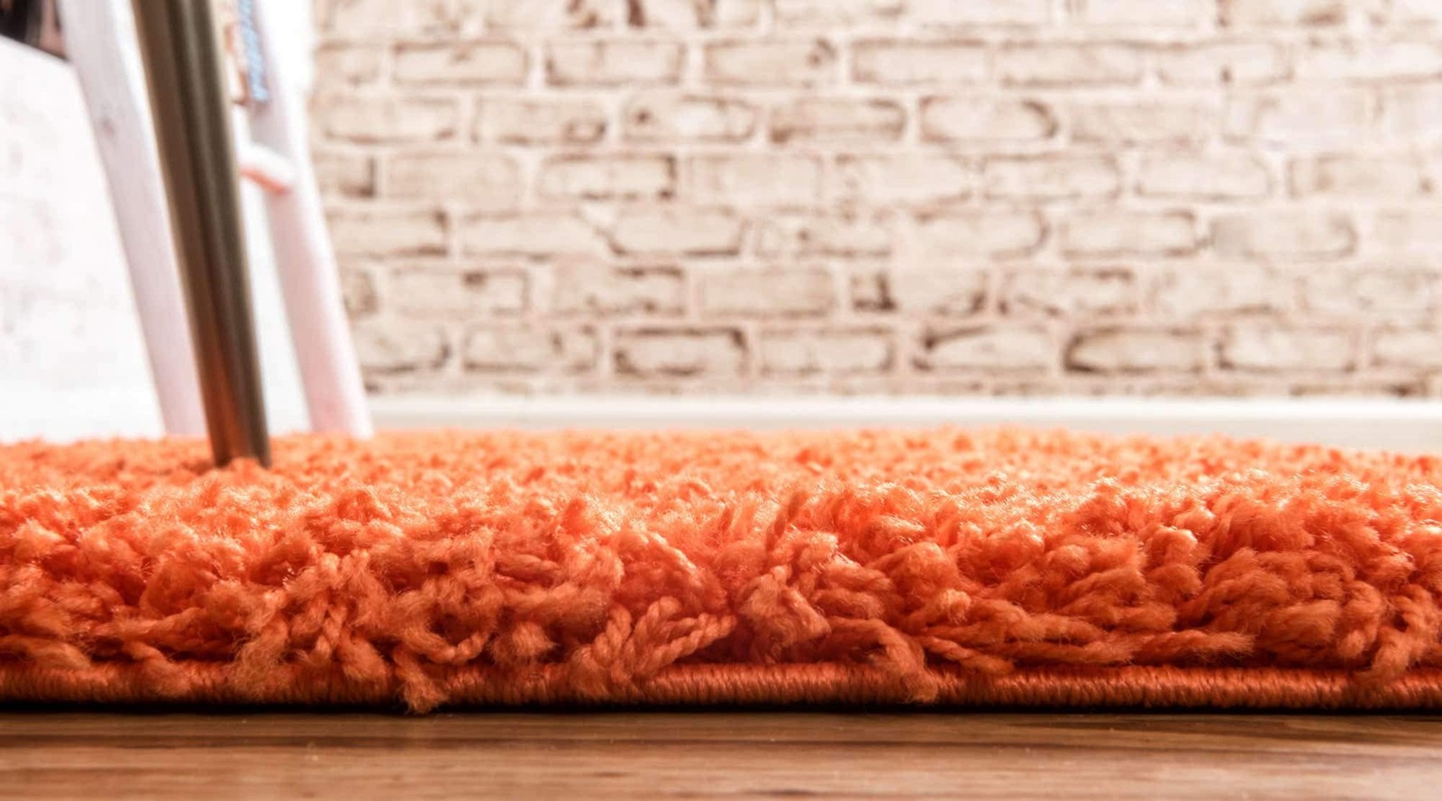 Unique Loom Solid Shag Collection Area Rug (2′ 7″ x 10′ Runner Tiger Orange)