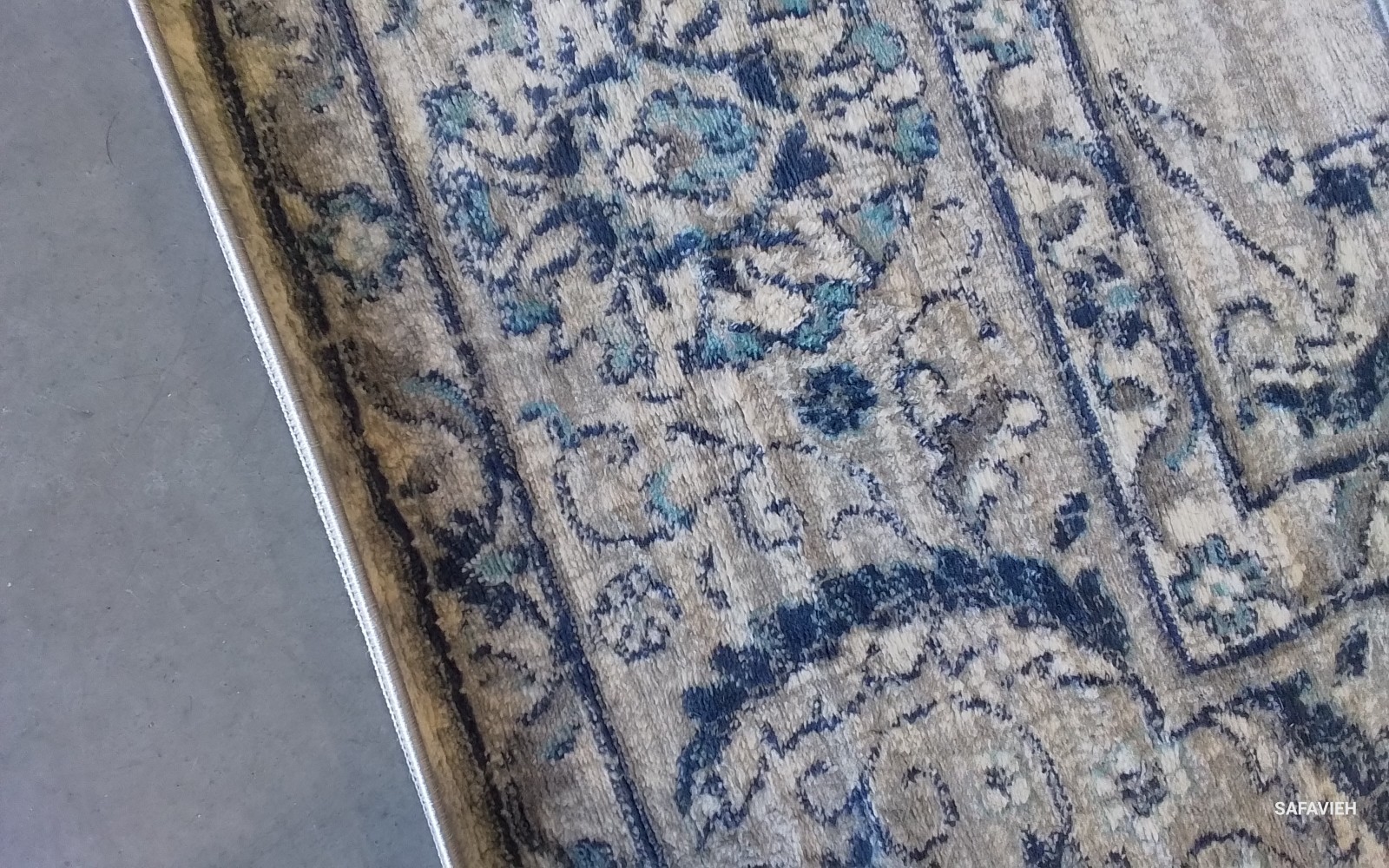 LIGHT GREY / BLUE 6′-7″ x 6′-7″ Flaw in Rug Reduced Price 1172782404 BNT854G-7SQ