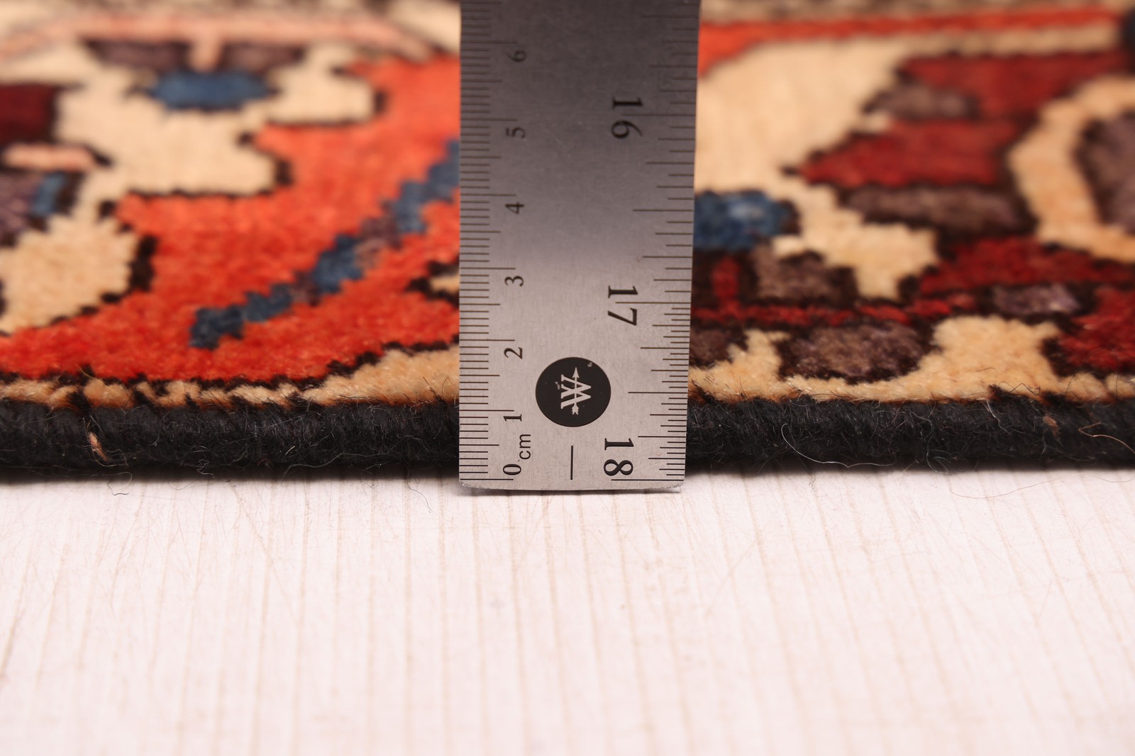 Vintage Hand-Knotted Carpet 4’11” x 9’7″ Traditional Oriental Wool Area Rug