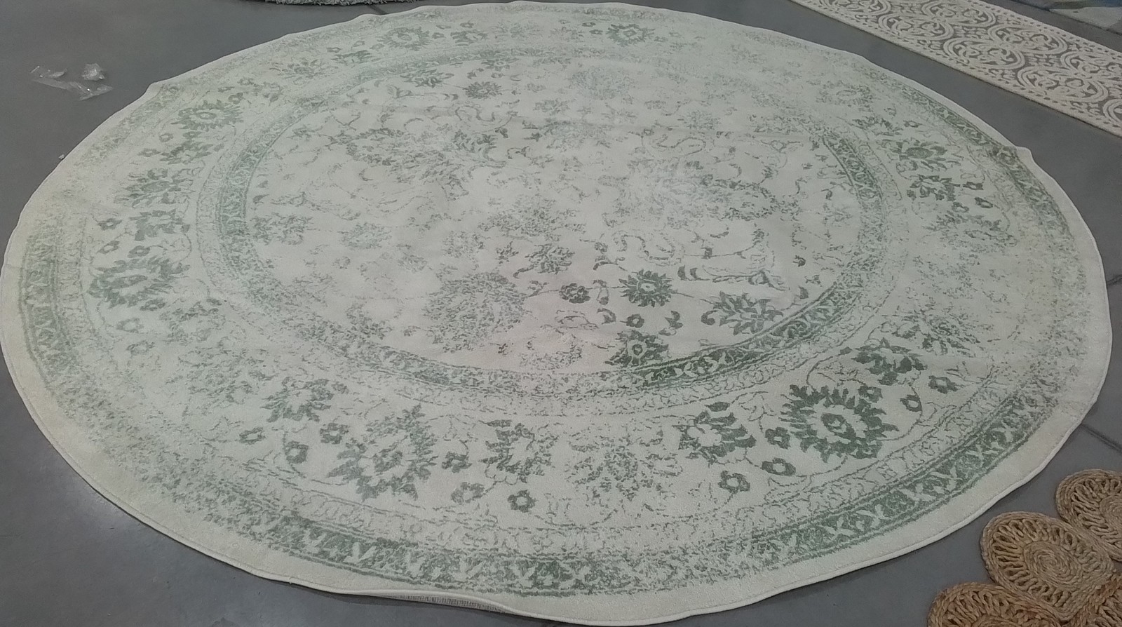 IVORY / SAGE 11′-0″ x 11′-0″ Flaw in Rug, Reduced Price 1172792941 ADR109V-11R