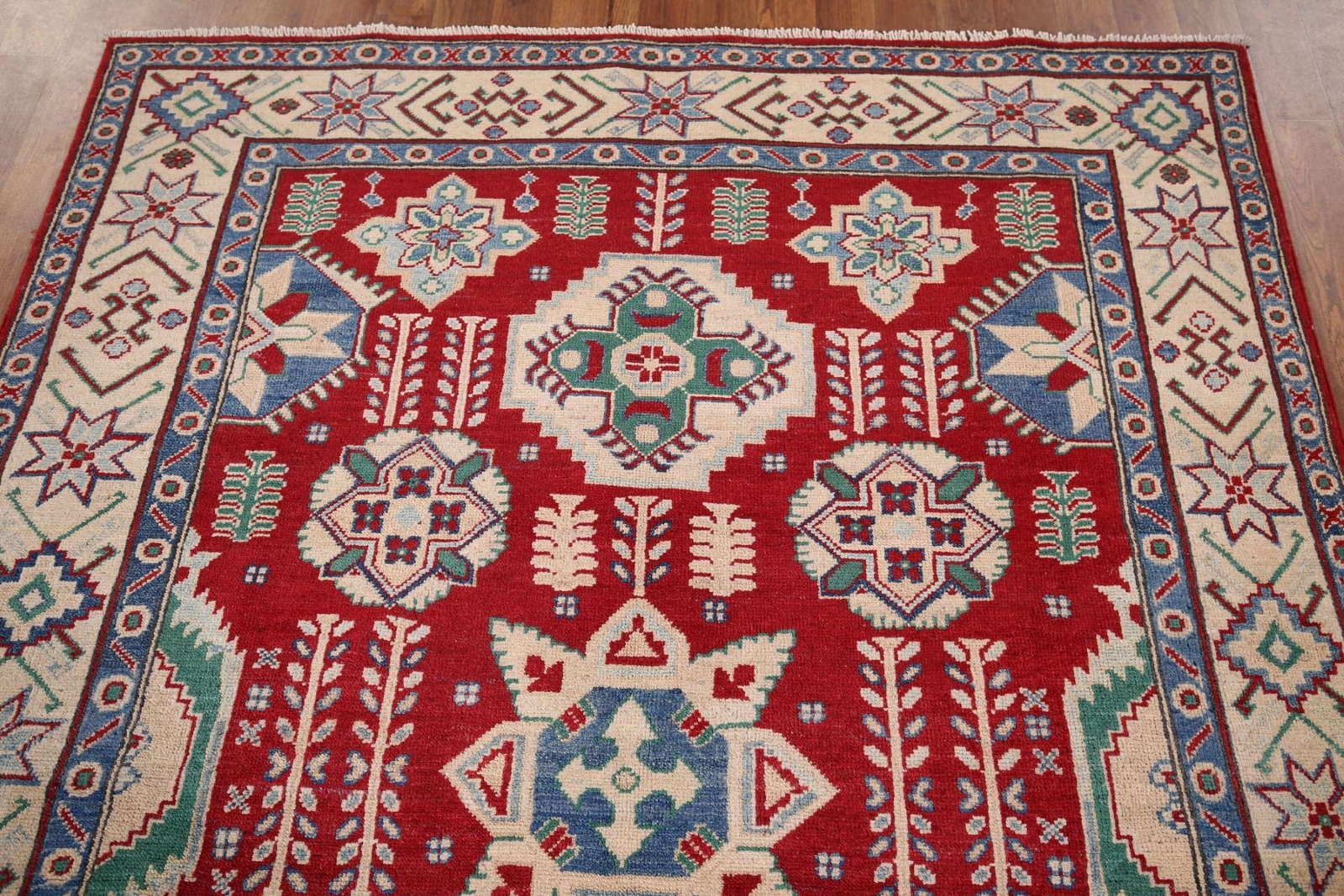 Geometric Tribal Style Kazak Hand-Knotted Bedroom Sized Rug 5×7 ft