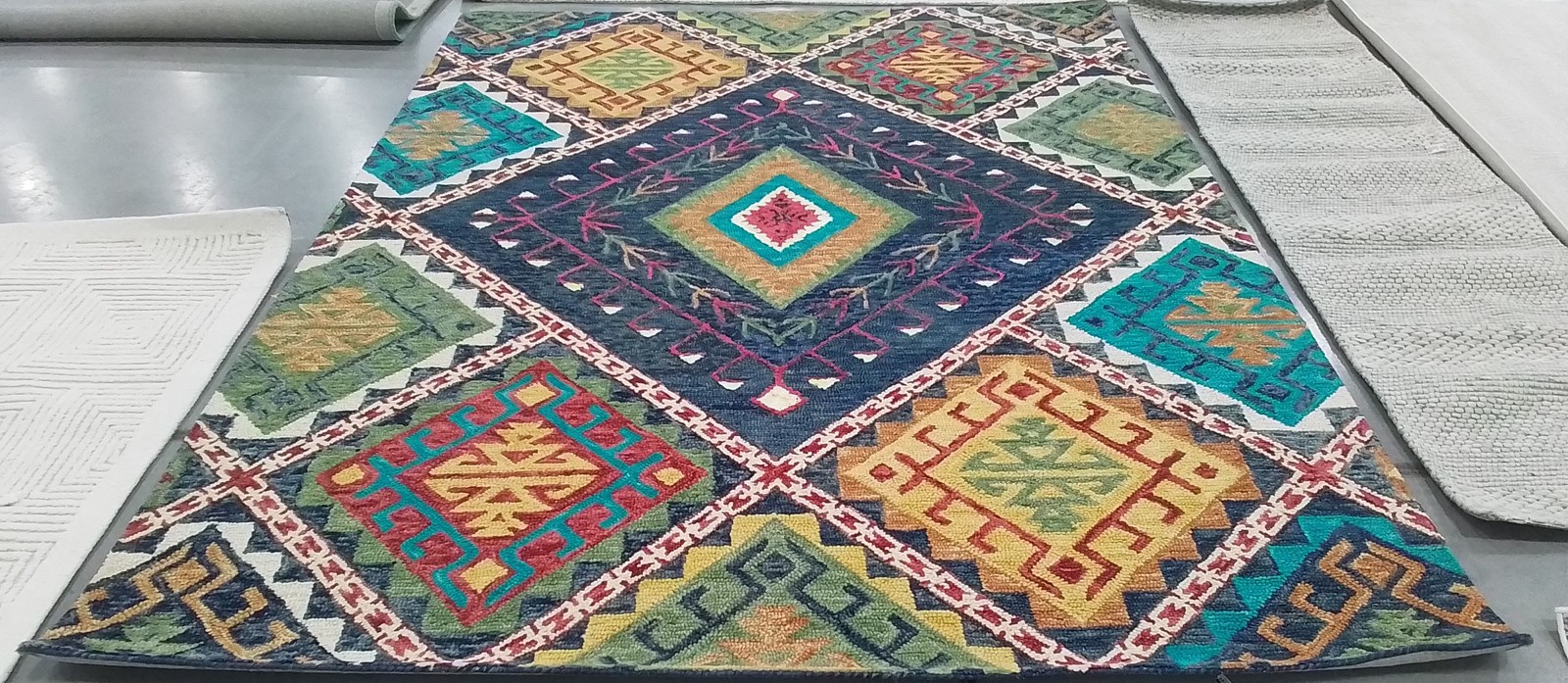 BLUE / MULTI 8′-0″ x 10′-0″ Back Stain Rug, Reduced Price 1172798117 APN516M-8