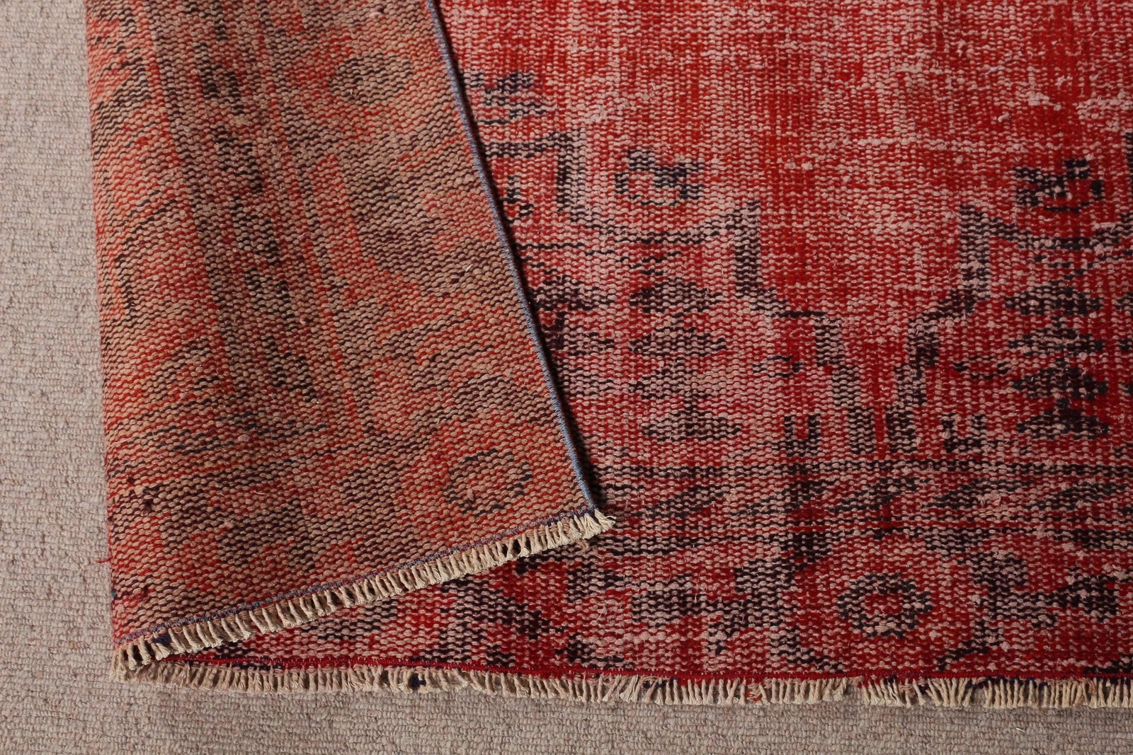 Turkish Vintage Rug 5,2×9,1 ft (158×276 cm), Red Black Ikat Rug