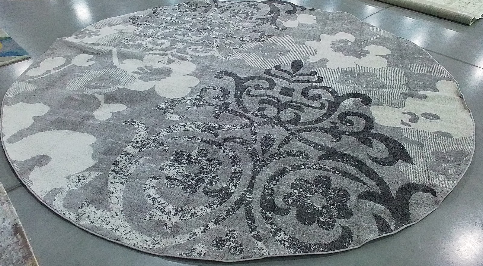 SILVER / IVORY 11′-0″ x 11′-0″ Flaw in Rug, Reduced Price 1172793808 ADR114B-11R