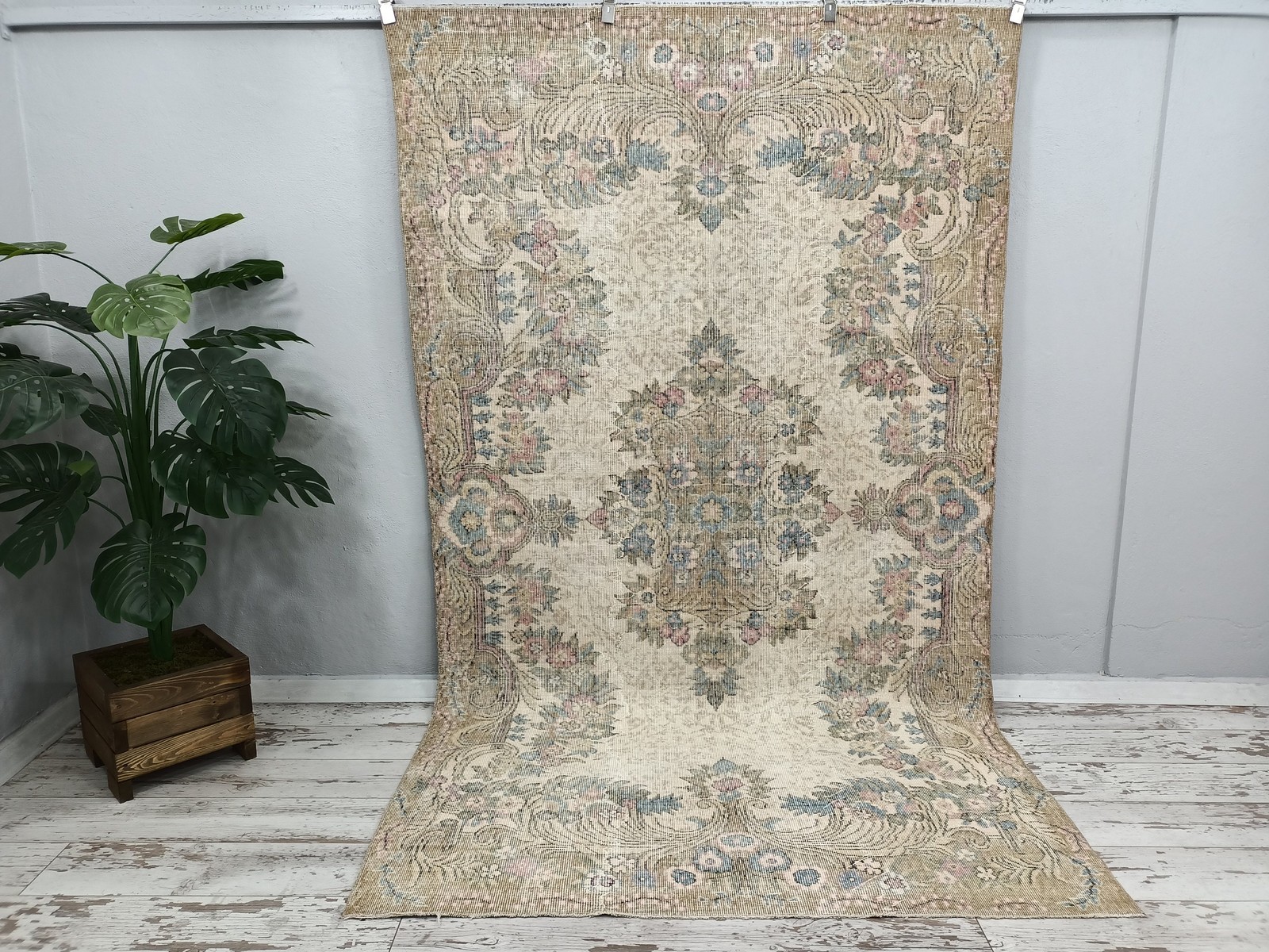 Vintage Turkish Rug Oushak Handknotted Wool Area Rug 5.6×9.6 Feet VT670