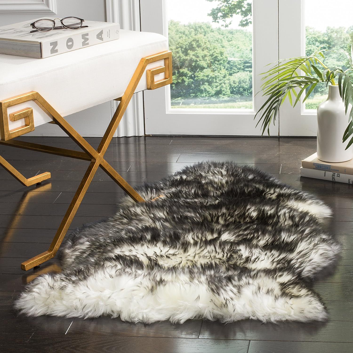 Sheep Skin Collection 2′ X 3′ Ivory / Dark Charcoal SHS121G Handmade Rustic Glam