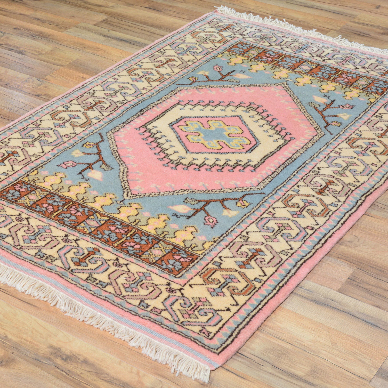 Hand-Knotted Turkish Tribal Handmade Wool Rug (Size 3.1 X 4.8) Cwral-7794