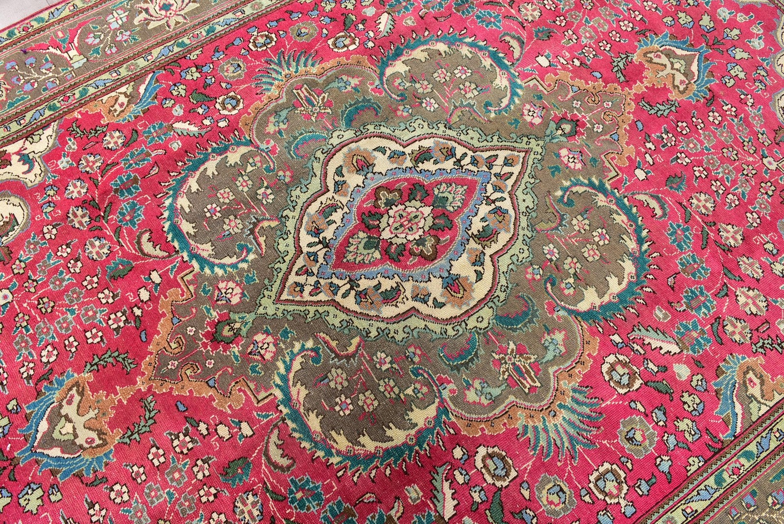 Rug, 6,6×9,4 ft Turkish Rug, Red Ombré Rug Wool